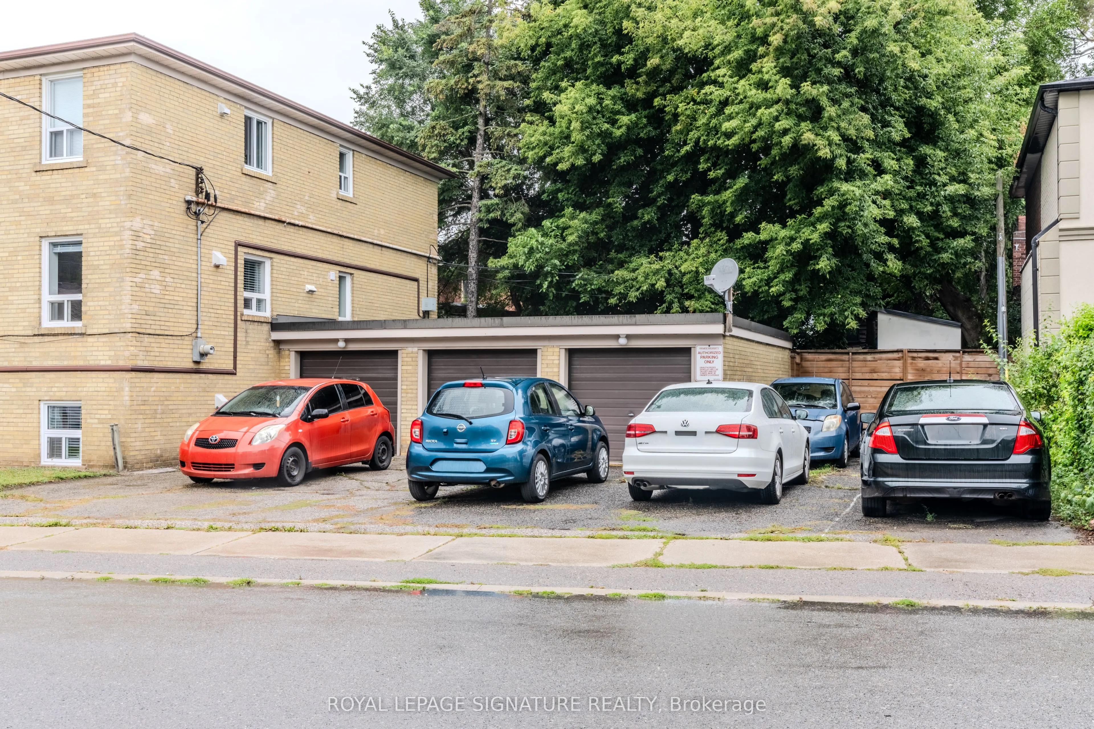 1 Hassard Avenue, #3