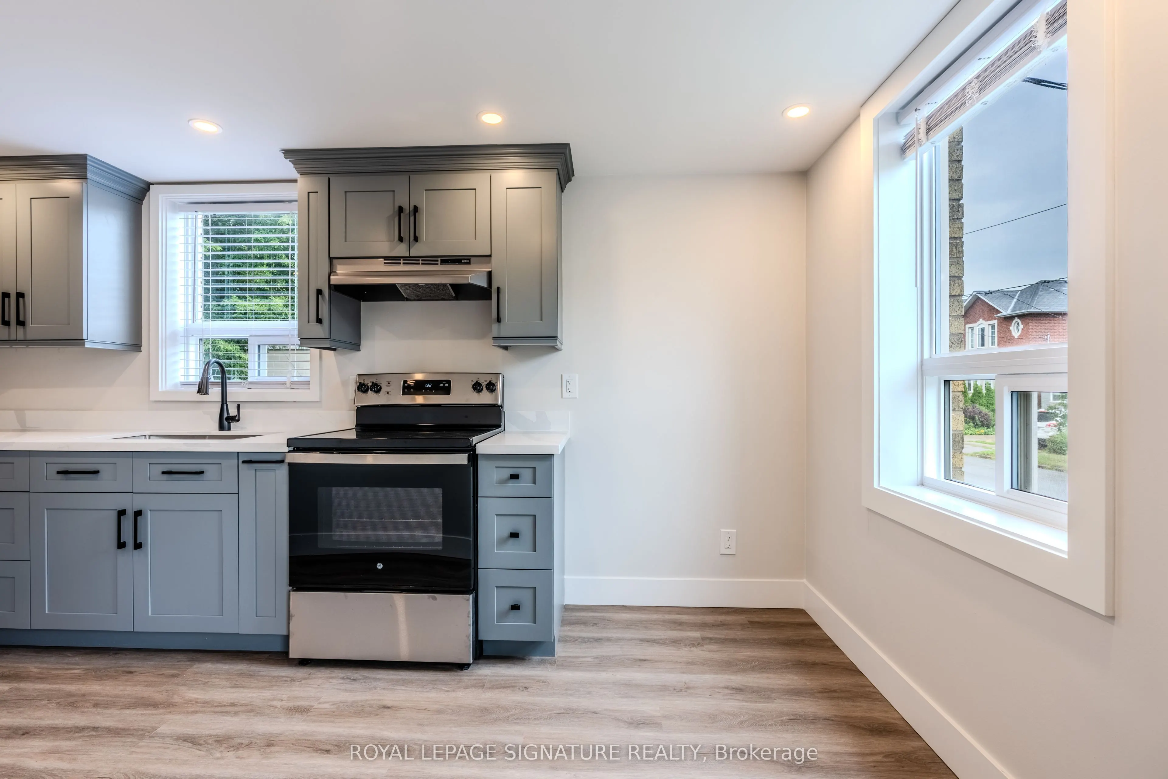 1 Hassard Avenue, #3