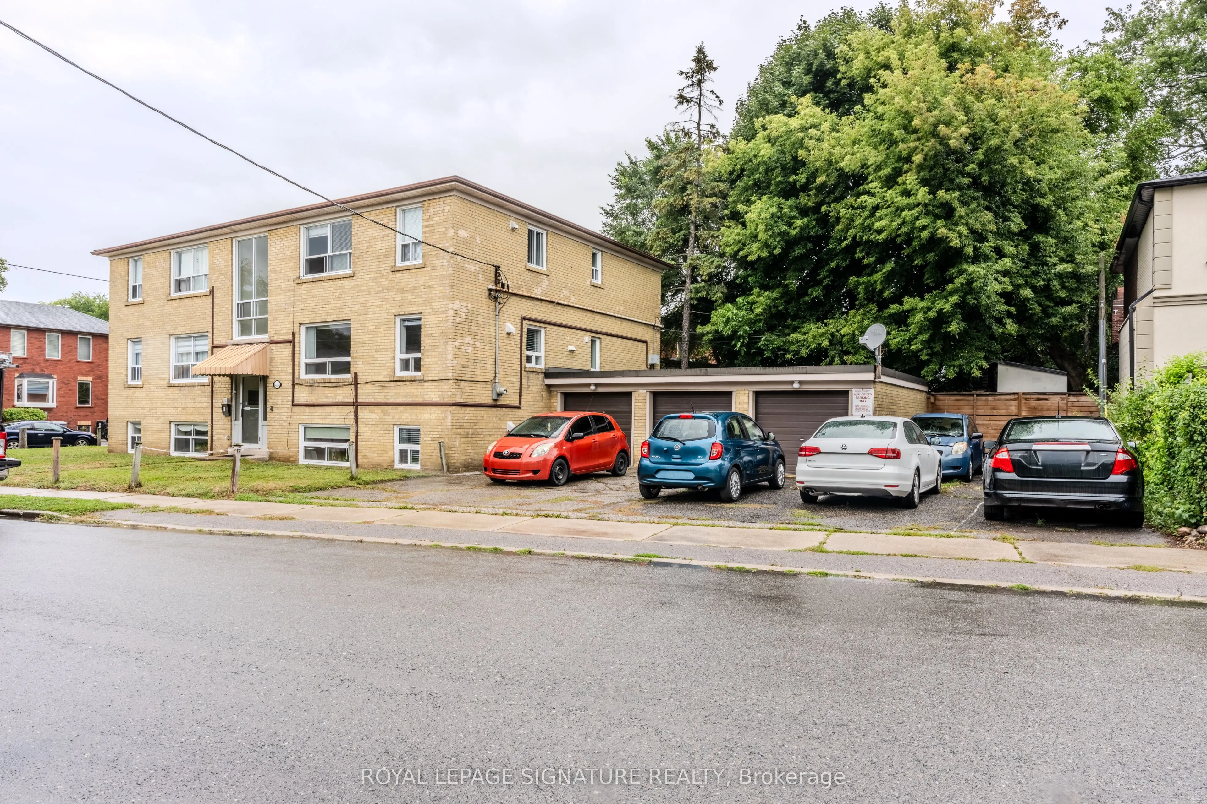 1 Hassard Avenue, #3