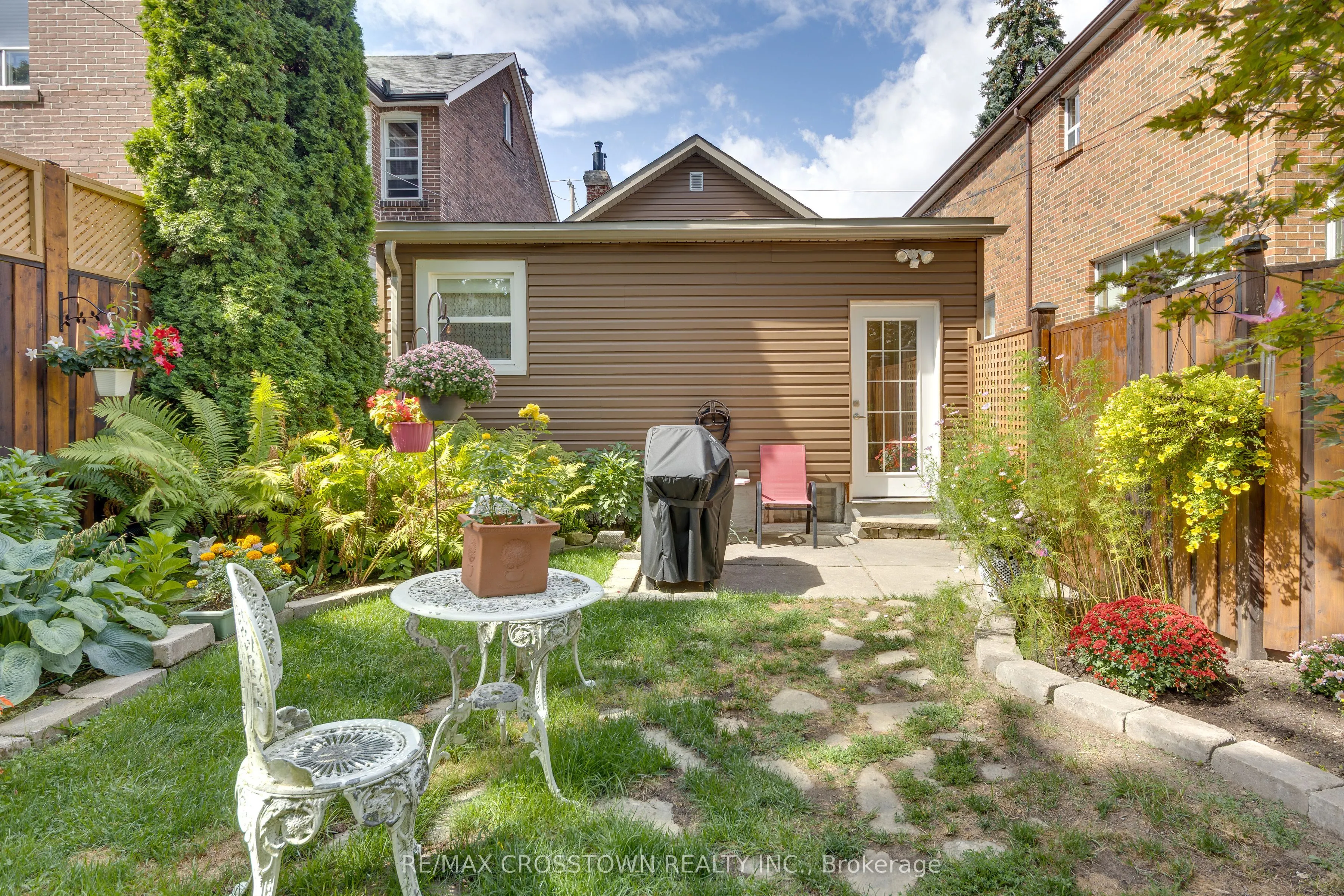 311 Chisholm Avenue