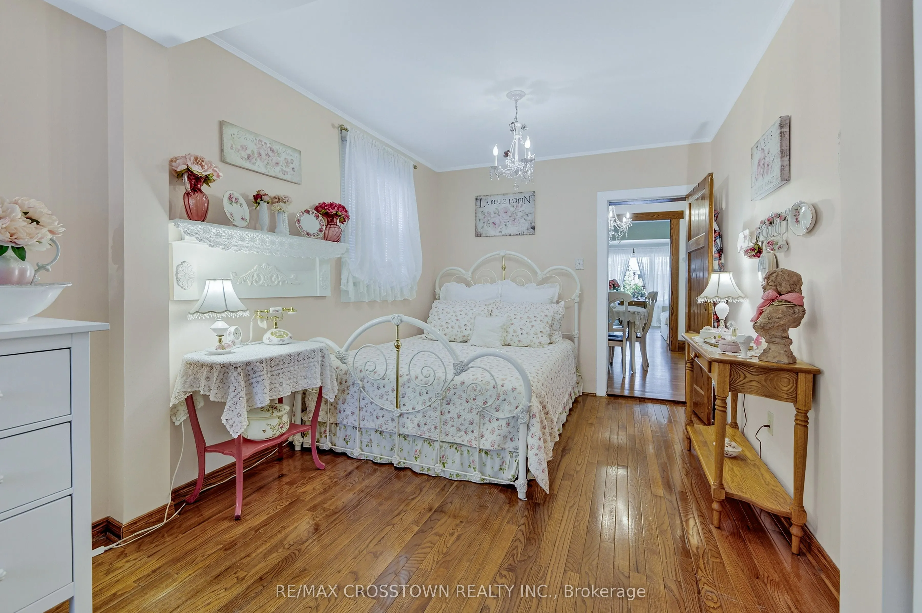 311 Chisholm Avenue