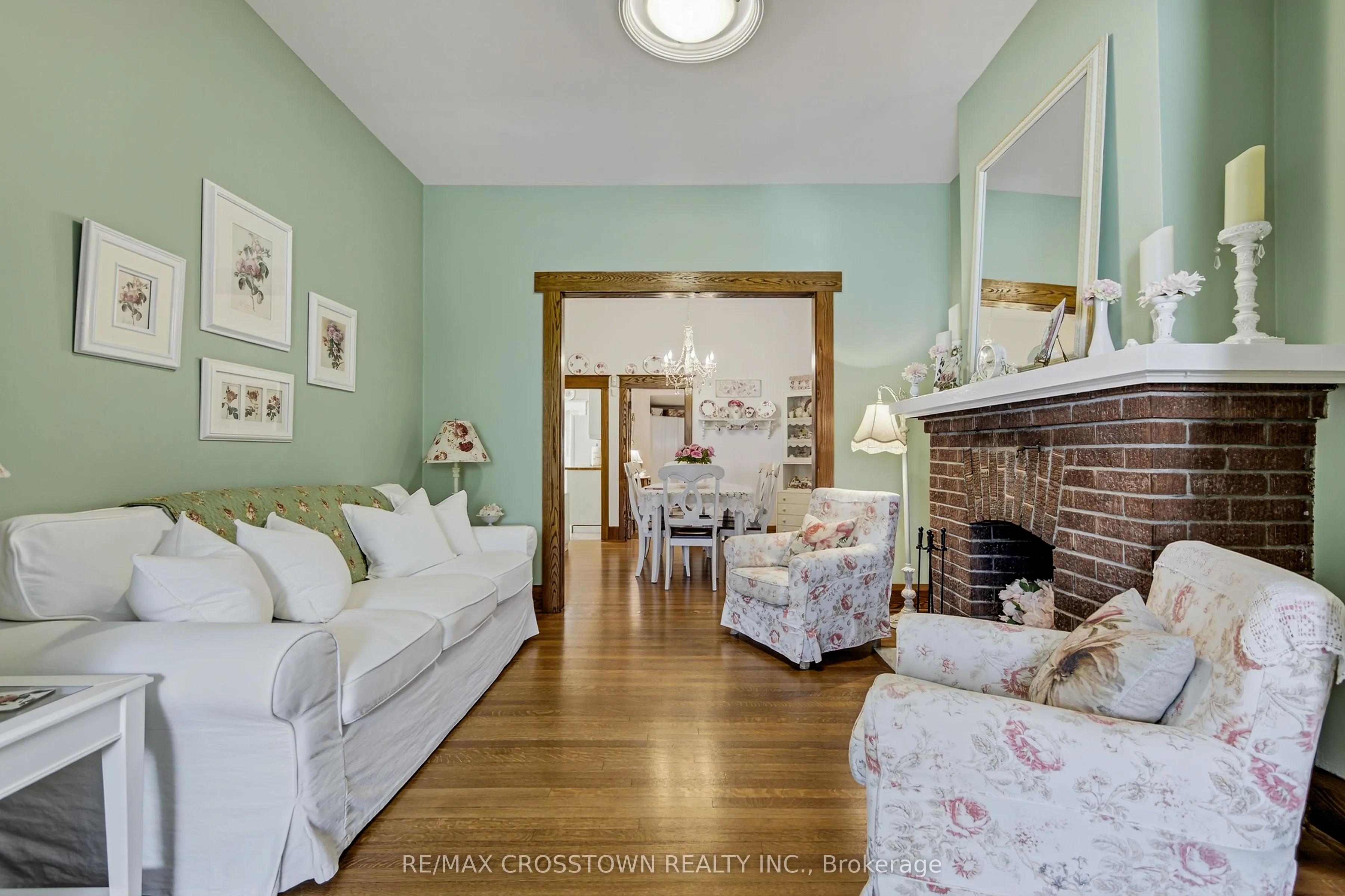 311 Chisholm Avenue