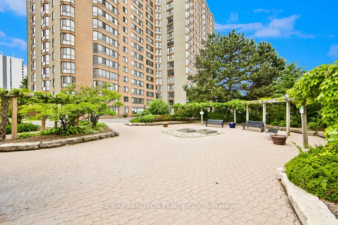 25 Bamburgh Circle, #1133