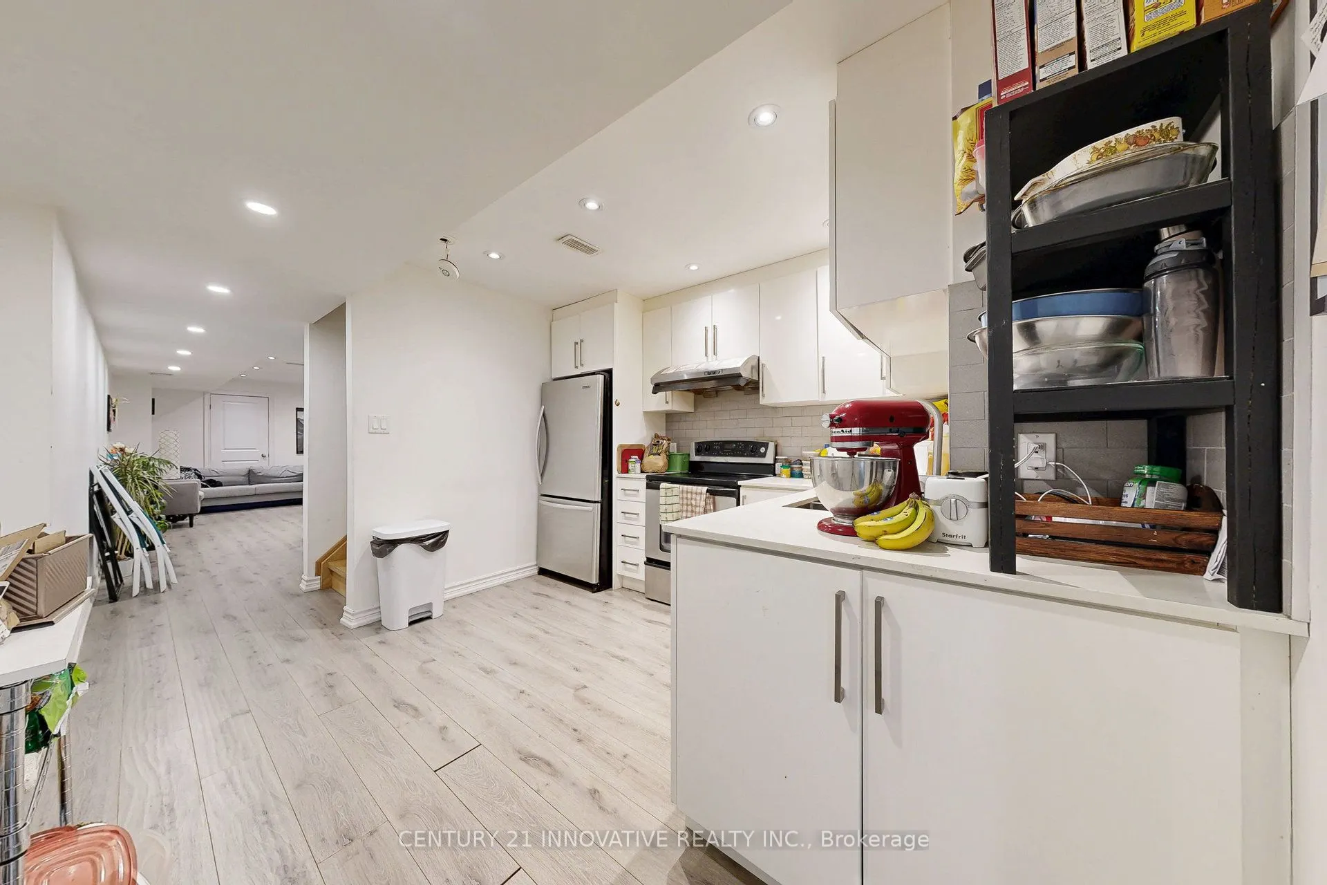 2349 Usman Road