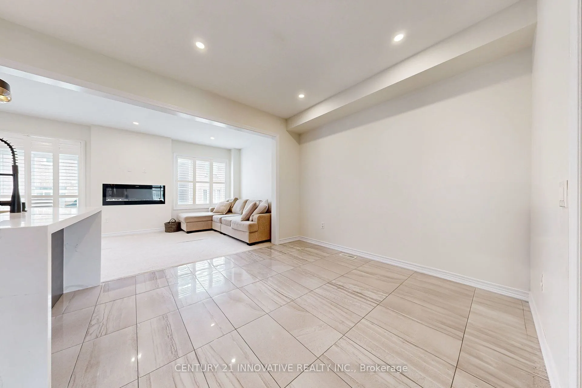 2349 Usman Road