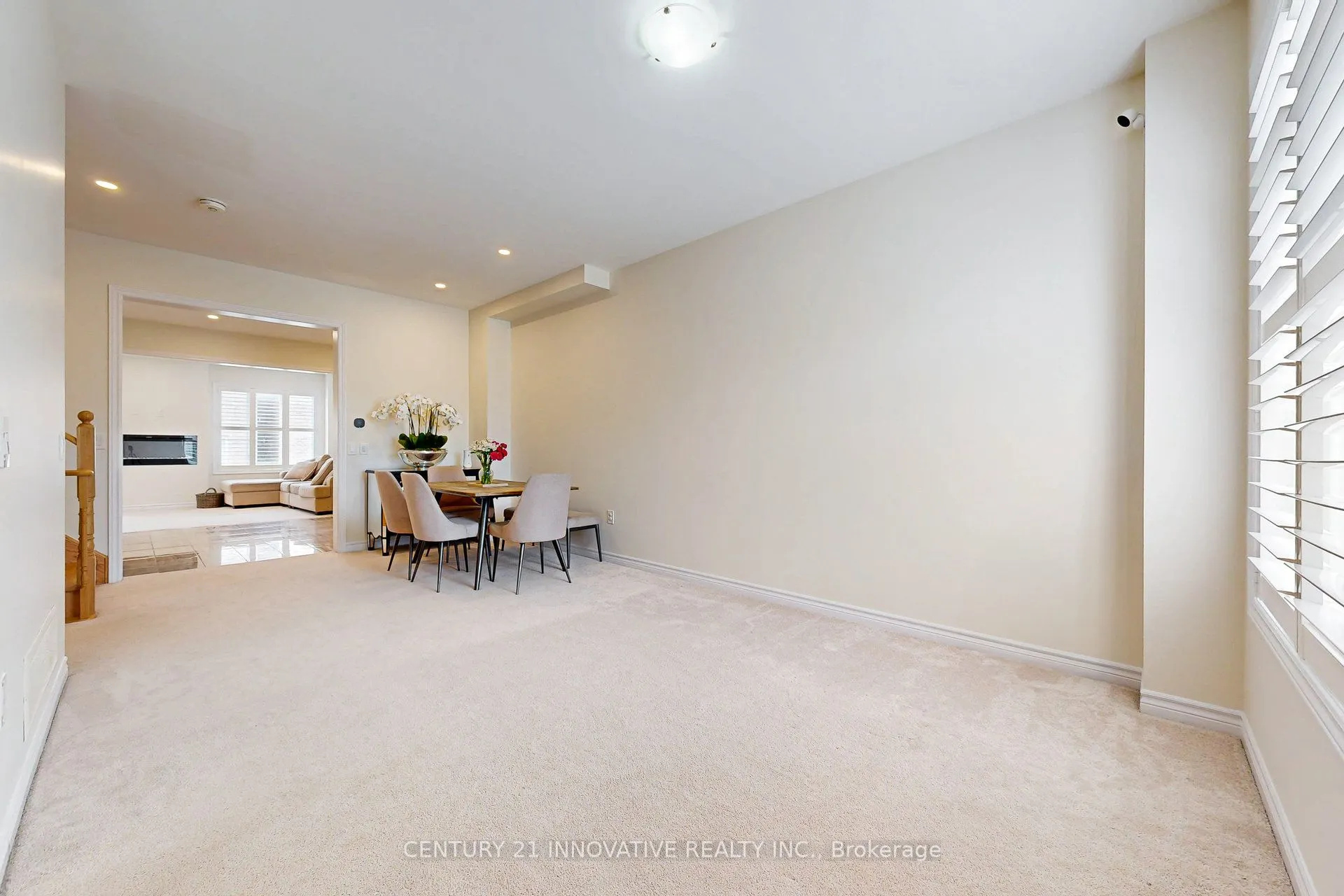 2349 Usman Road