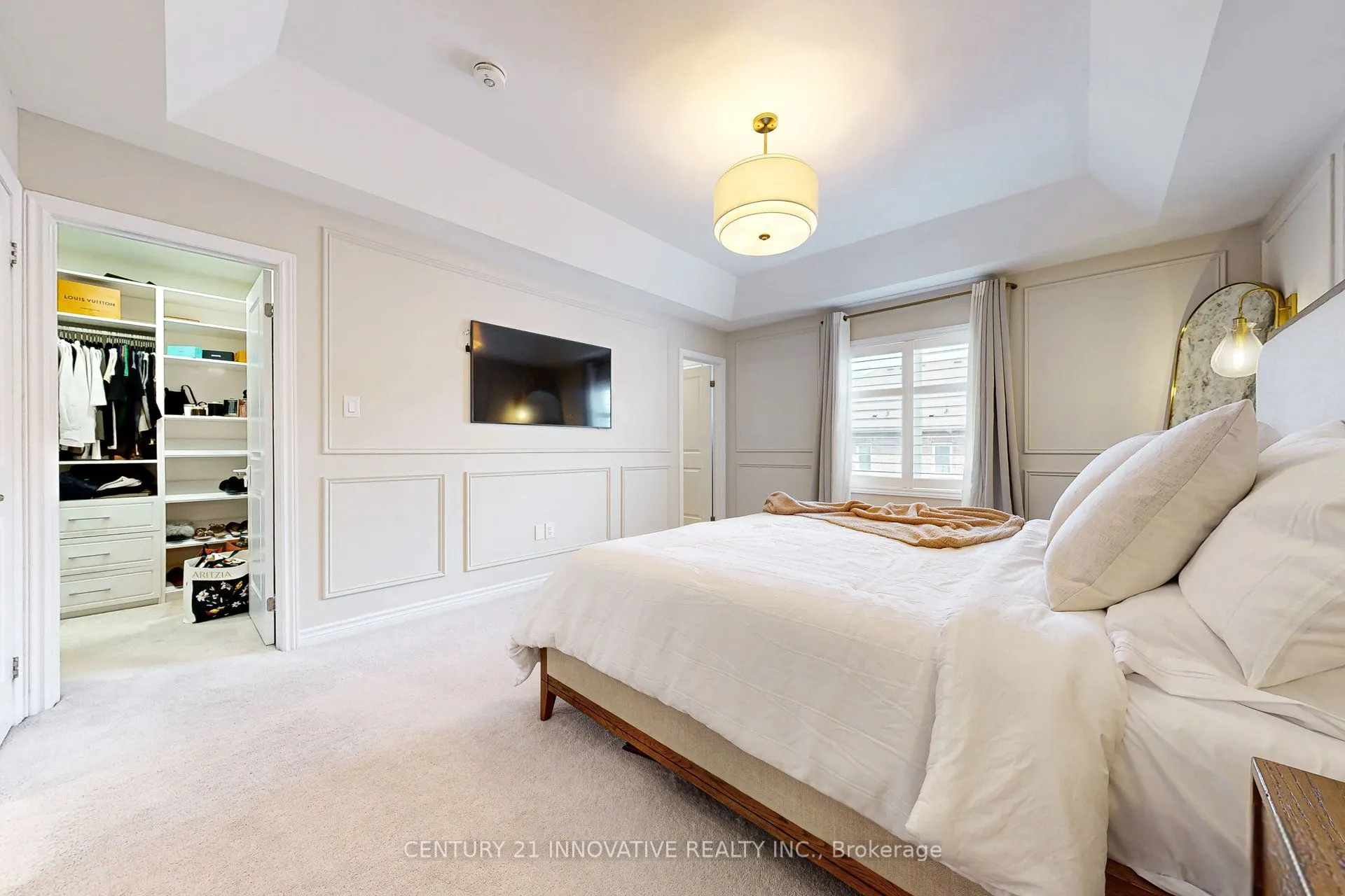 2349 Usman Road