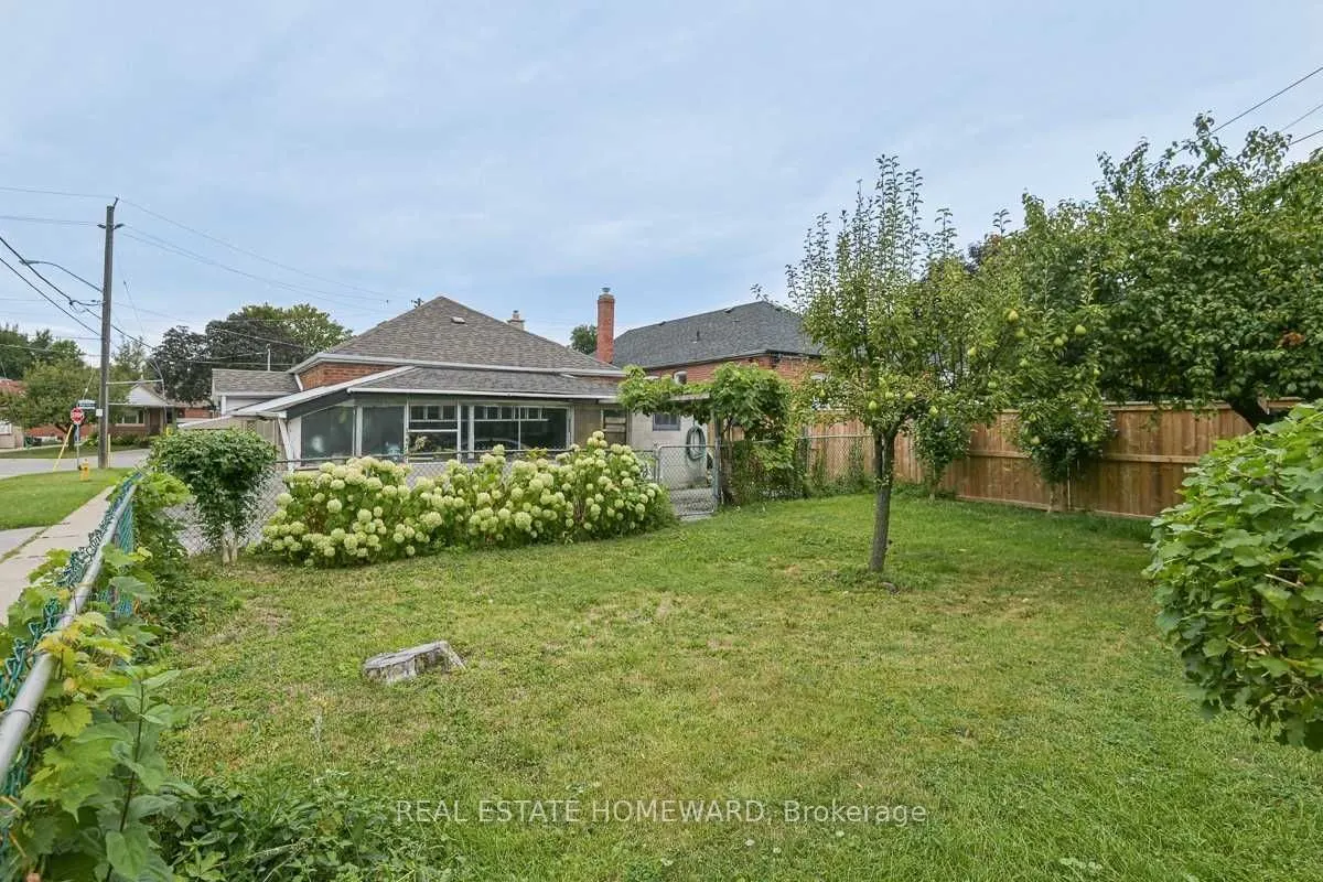 45 Edge Park Avenue