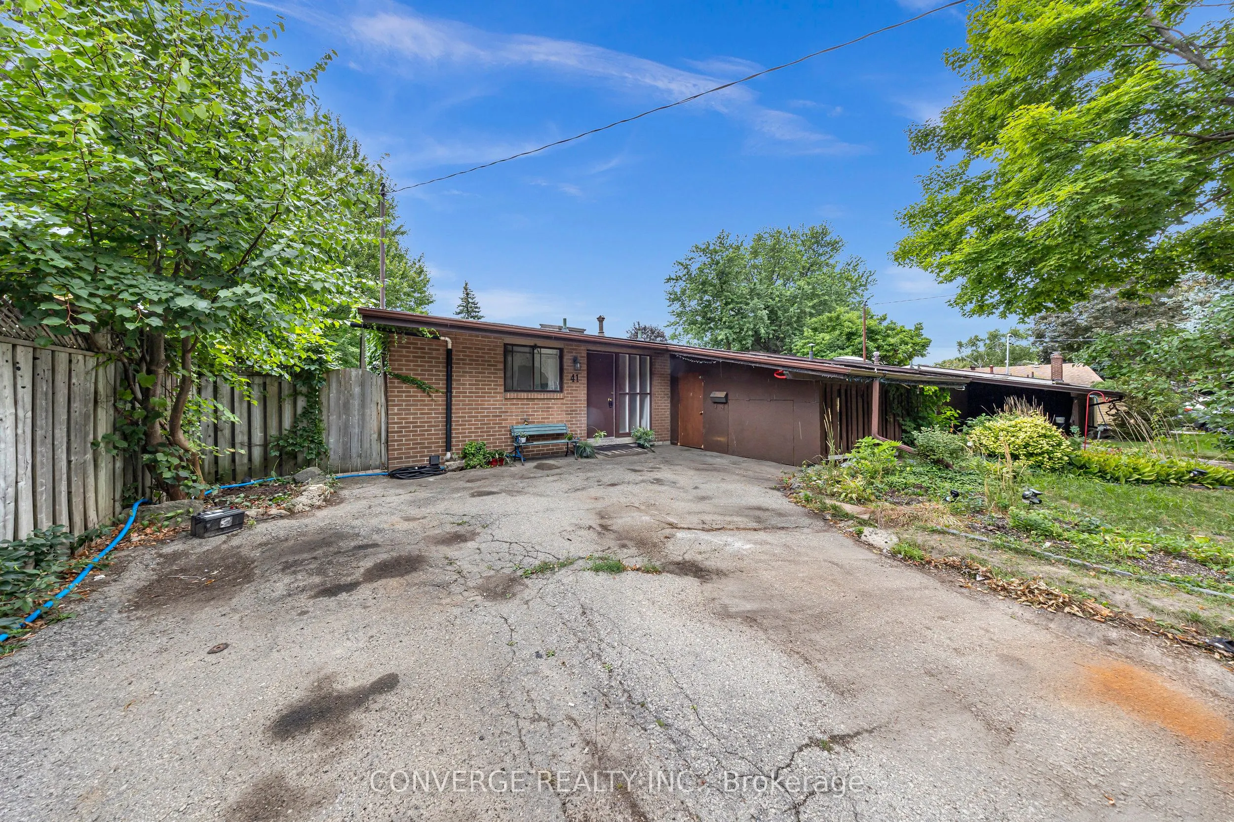 41 Brookridge Drive