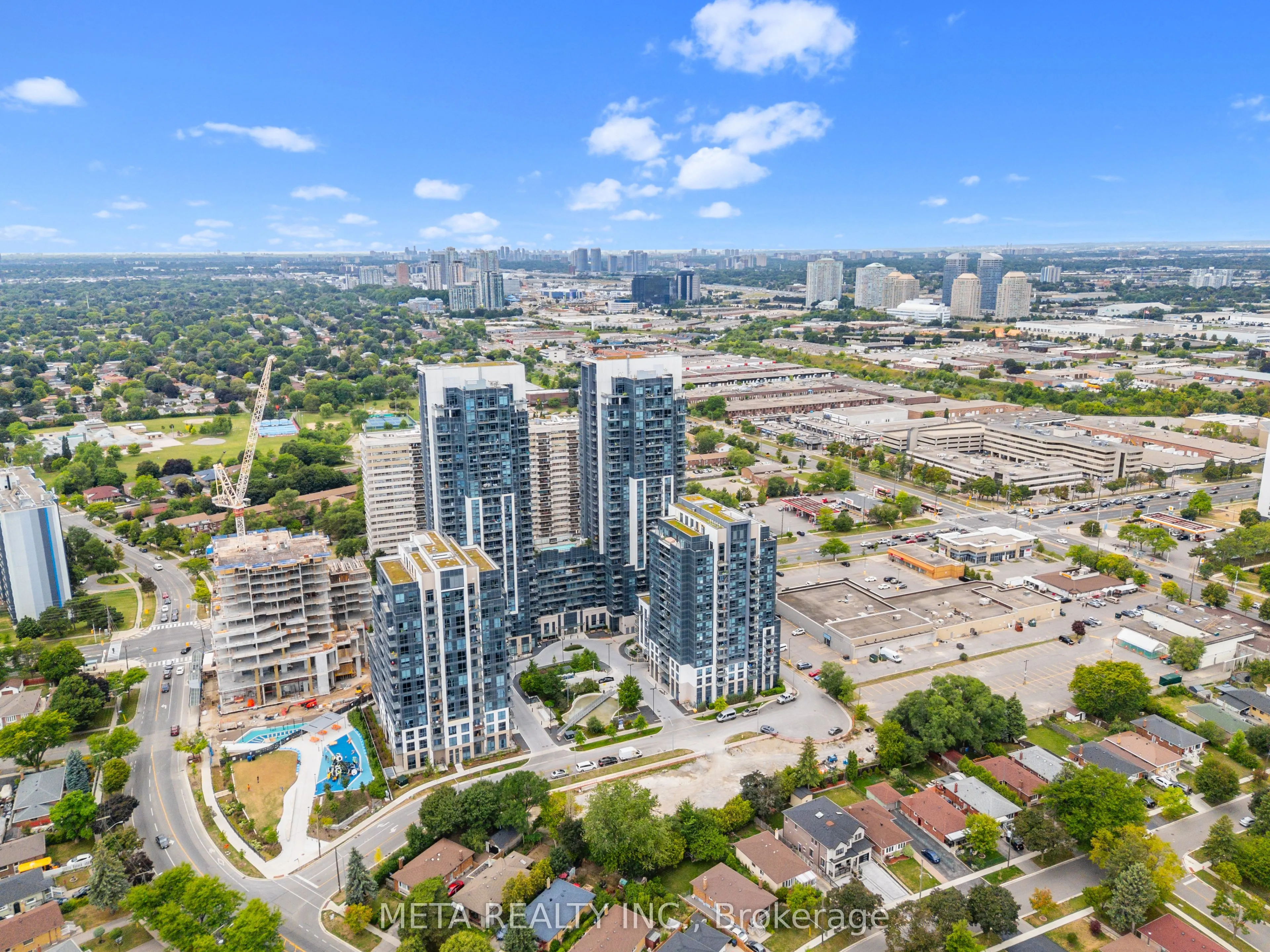 10 Meadowglen Place E, #908