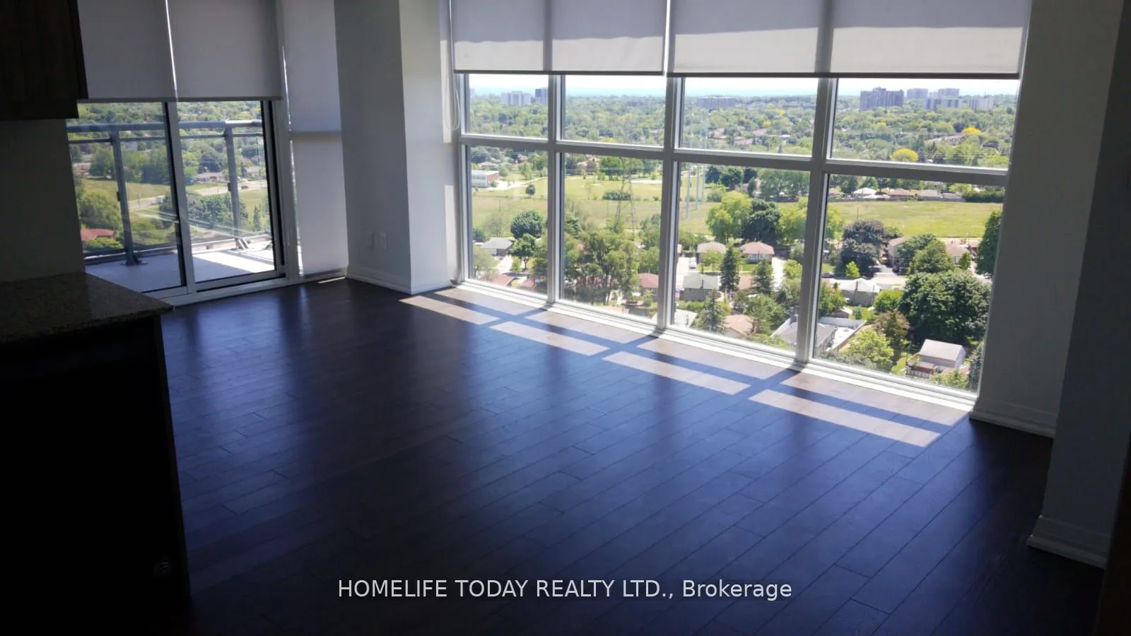 30 Meadowglen Place, #2010