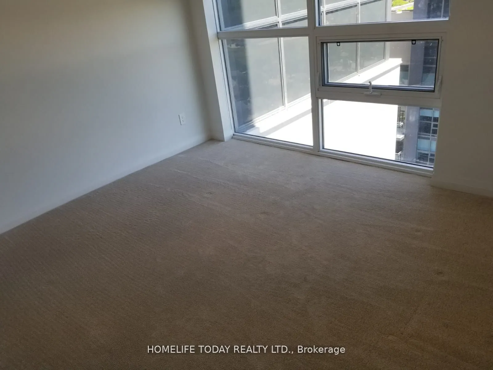 30 Meadowglen Place, #2010