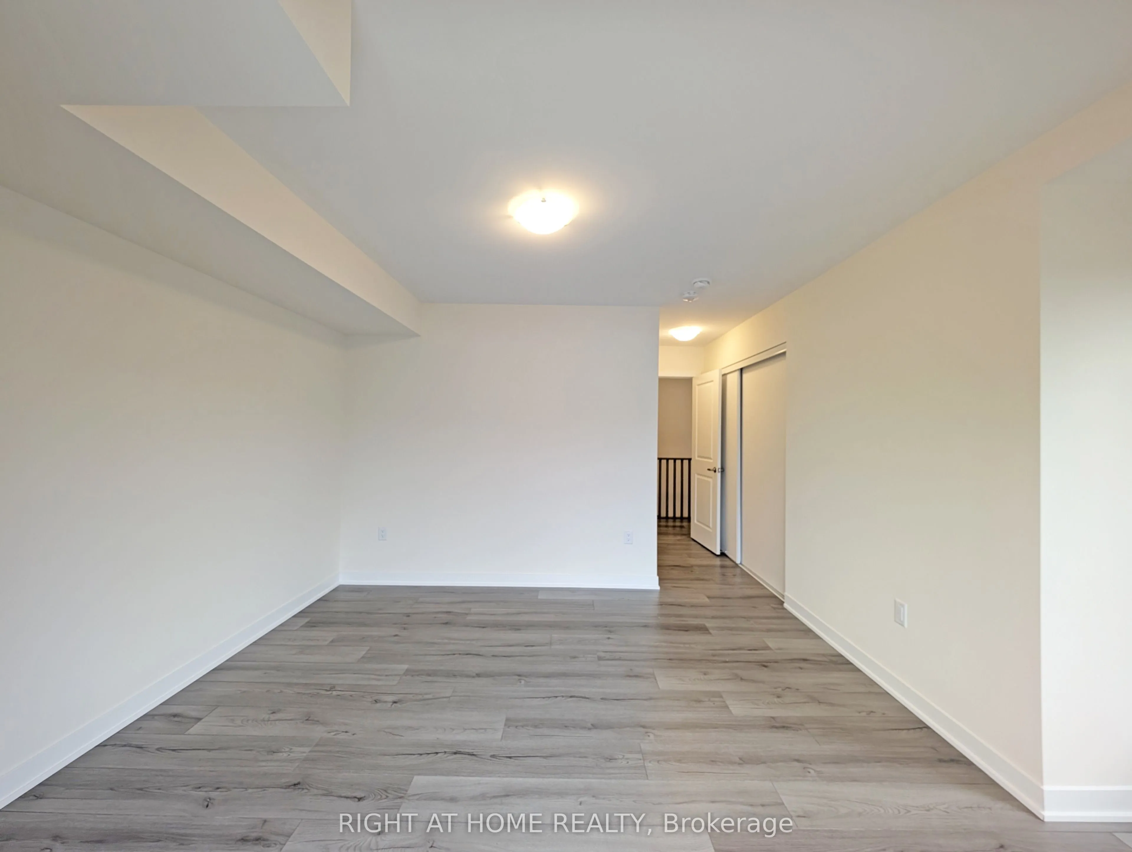 1695 Dersan Street, #1416