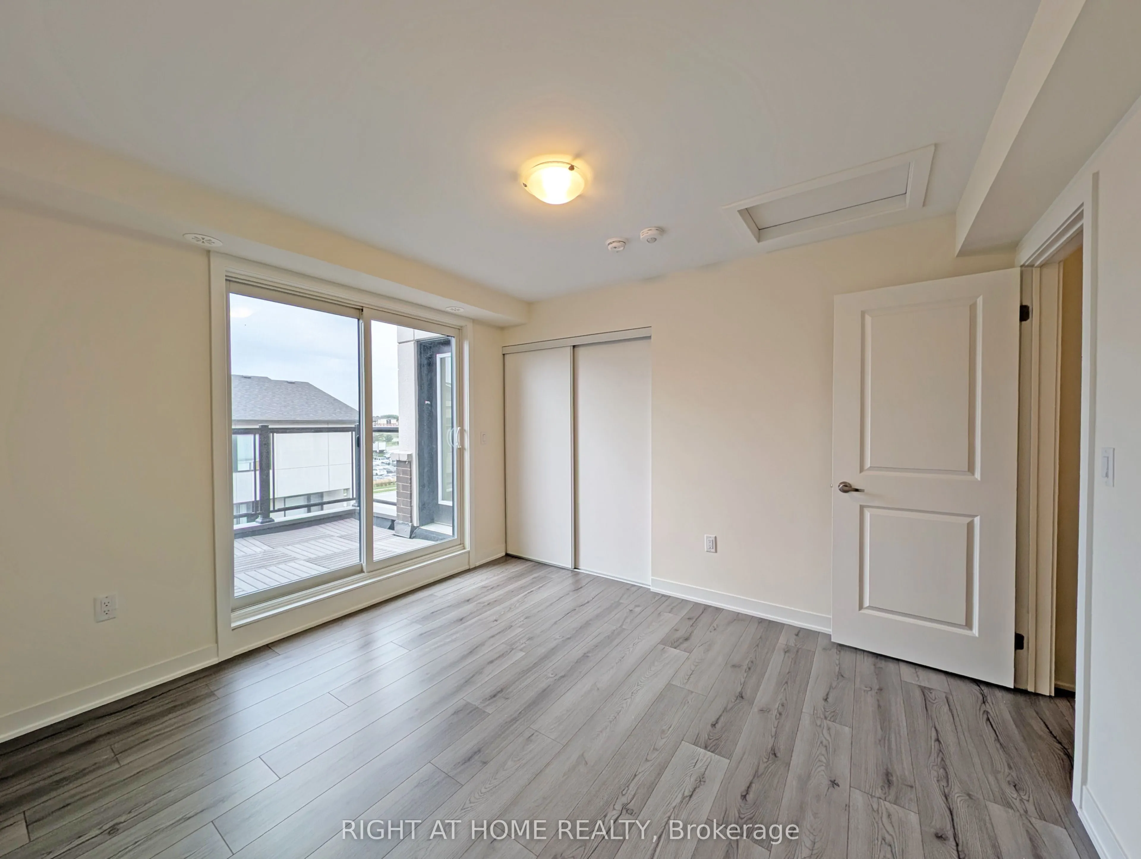 1695 Dersan Street, #1416