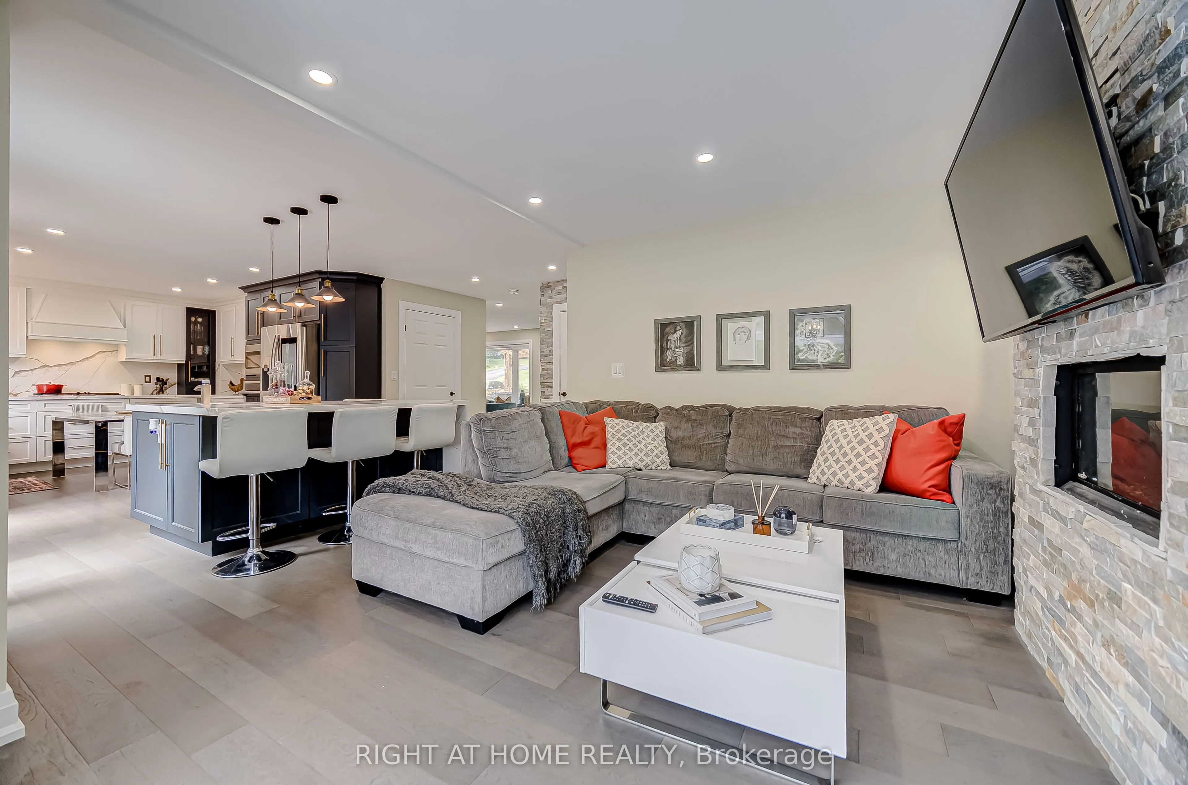 1482 Old Forest Road