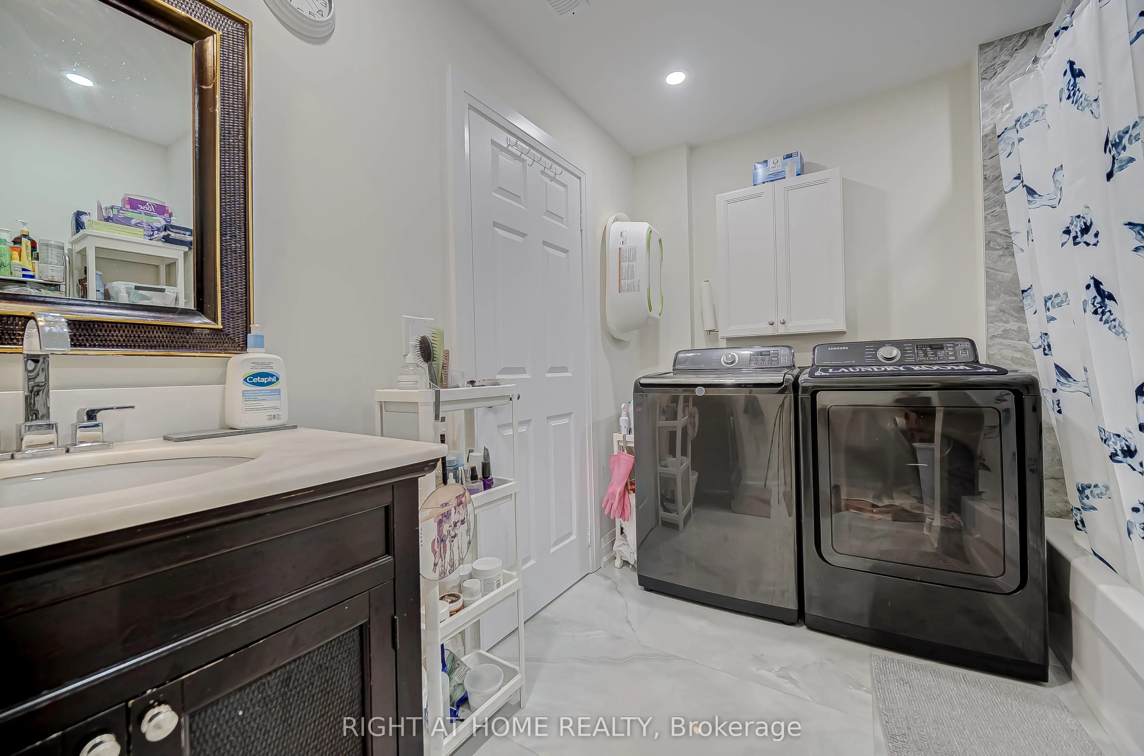 1482 Old Forest Road