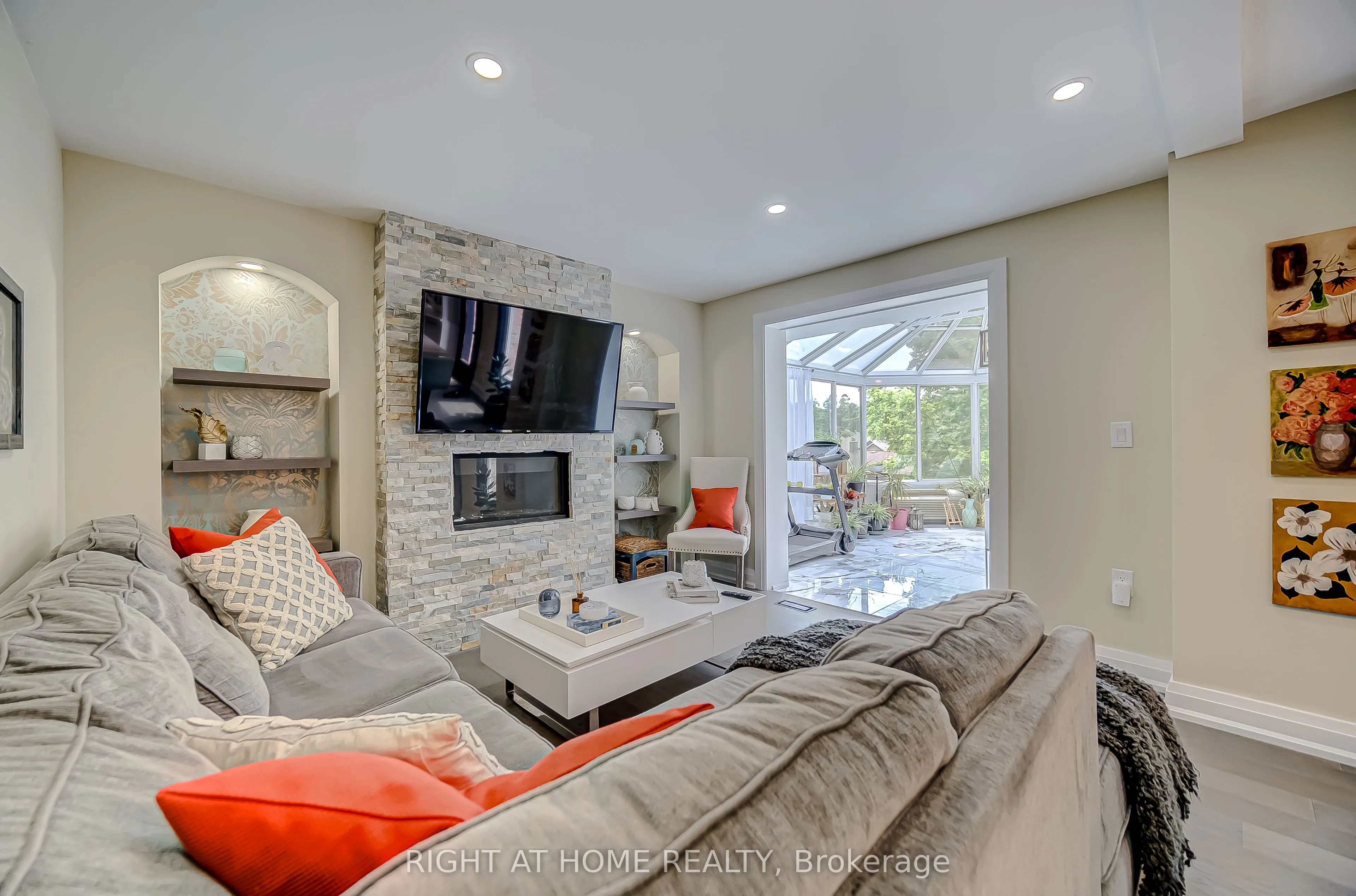 1482 Old Forest Road