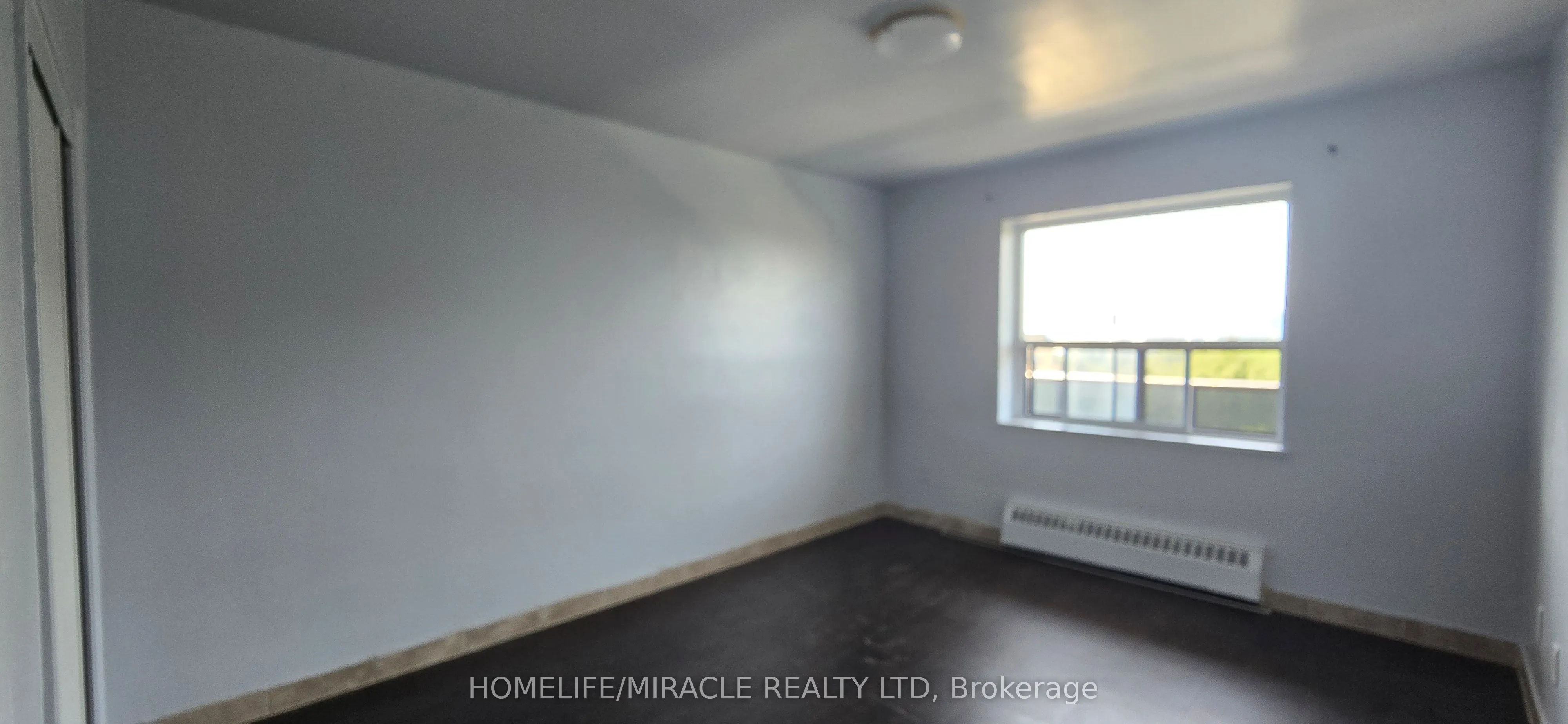 1651 VICTORIA PARK Avenue, #605