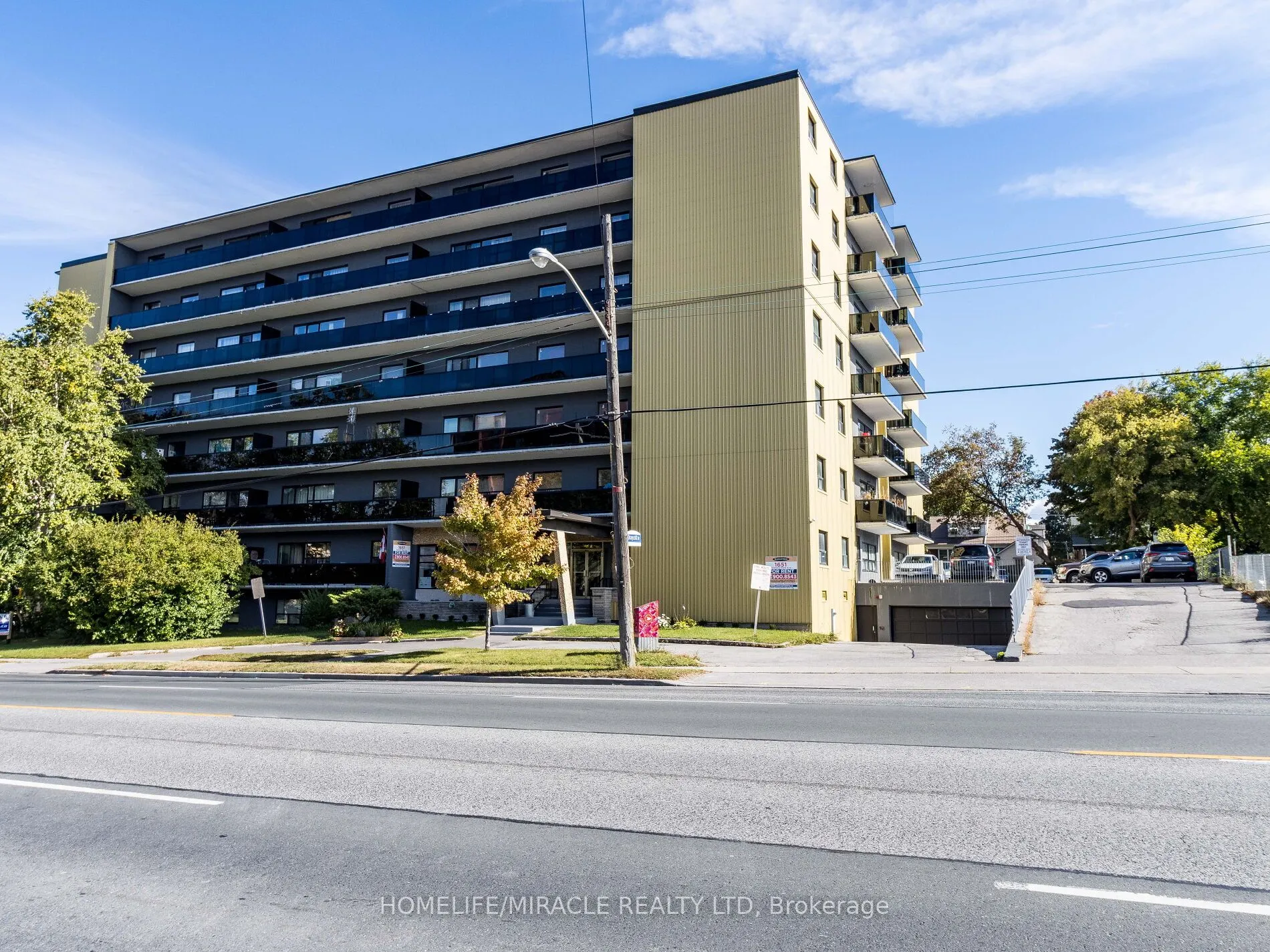 1651 VICTORIA PARK Avenue, #605