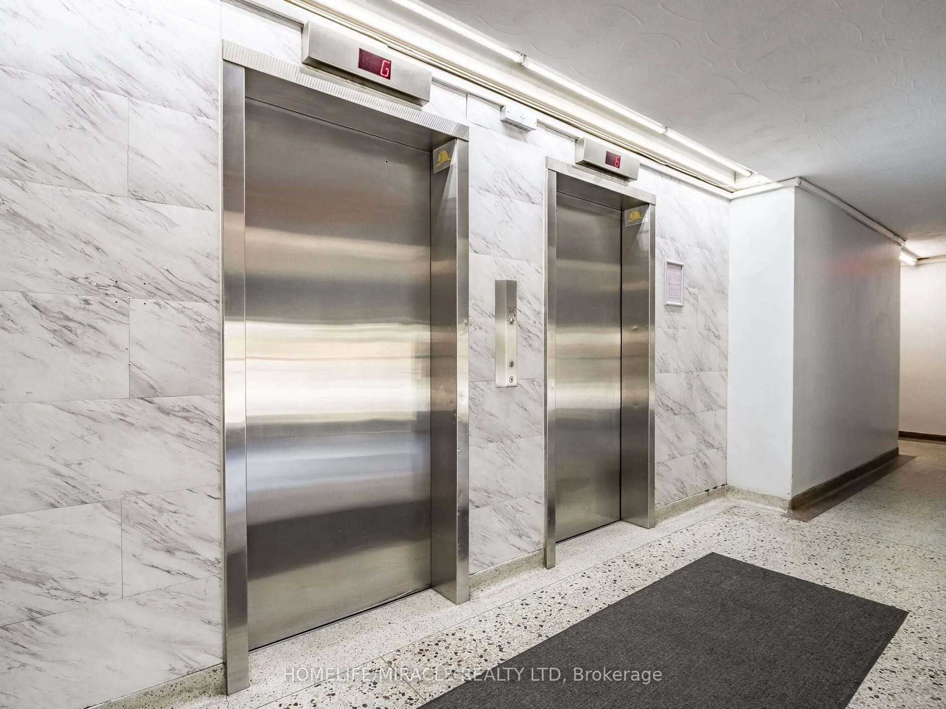 1651 VICTORIA PARK Avenue, #605