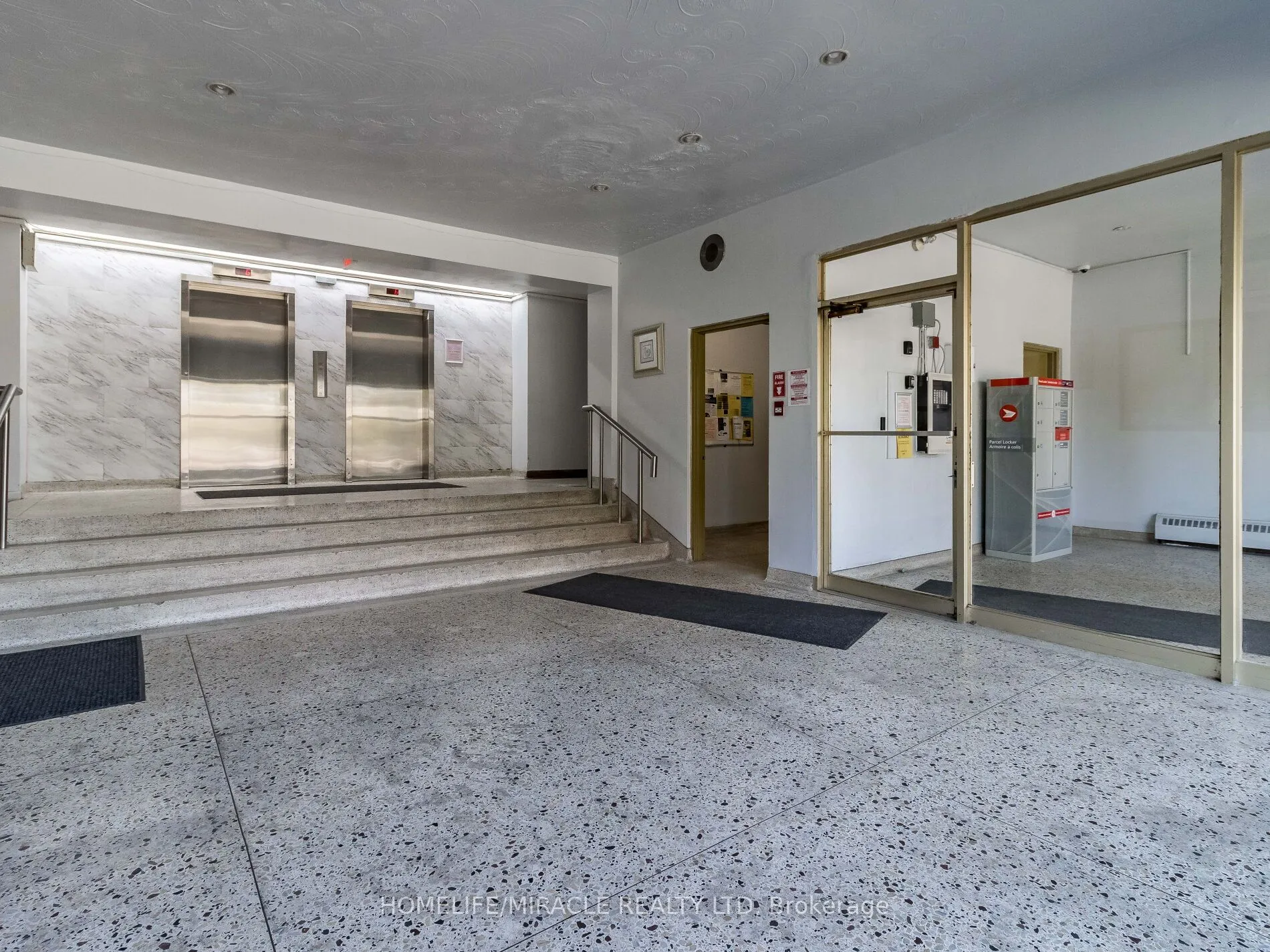 1651 VICTORIA PARK Avenue, #605