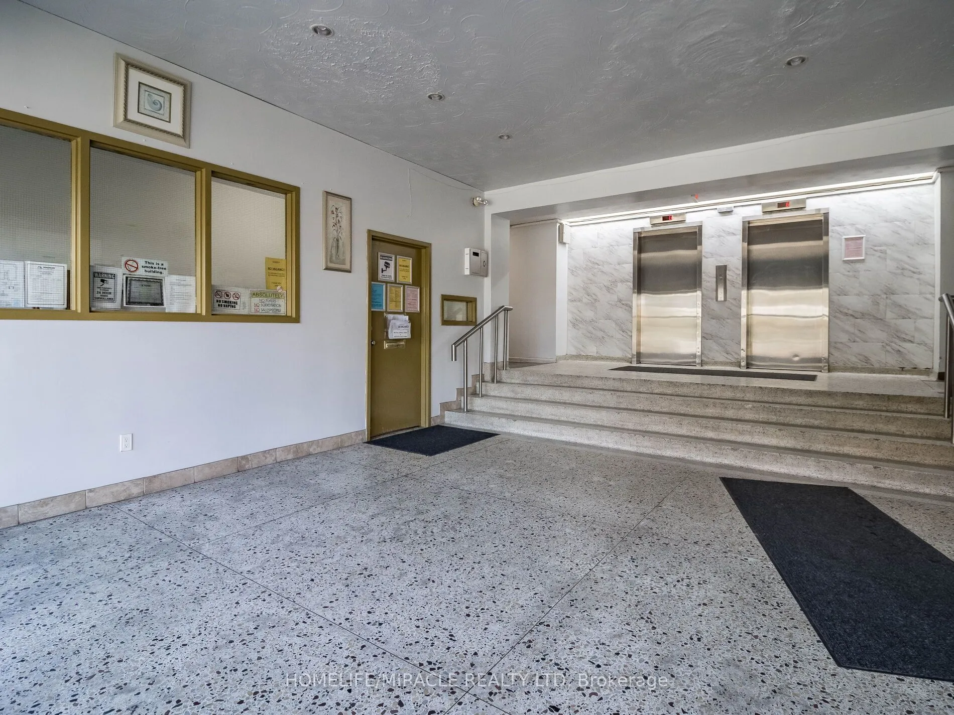 1651 VICTORIA PARK Avenue, #605