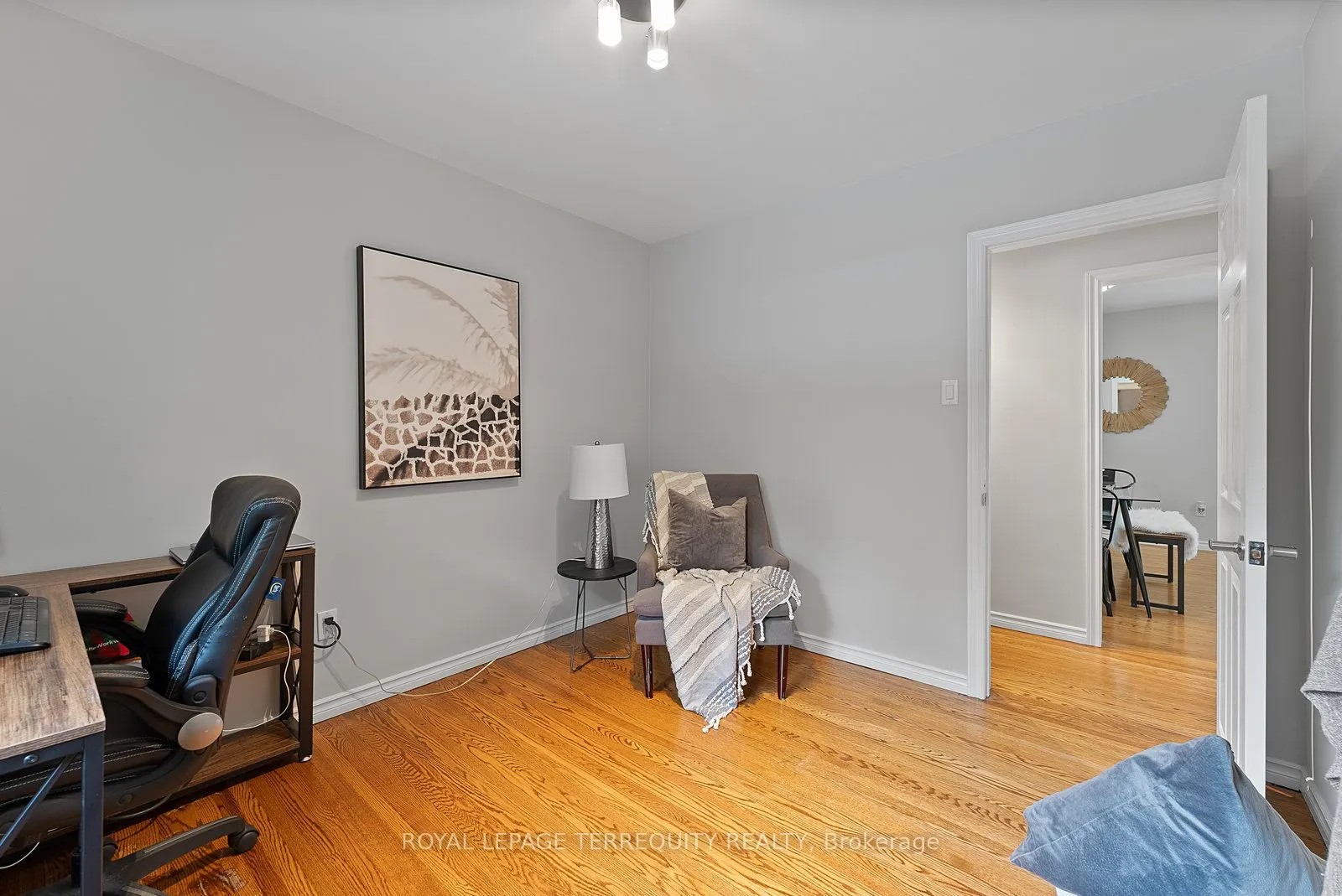 329 Cochrane Street