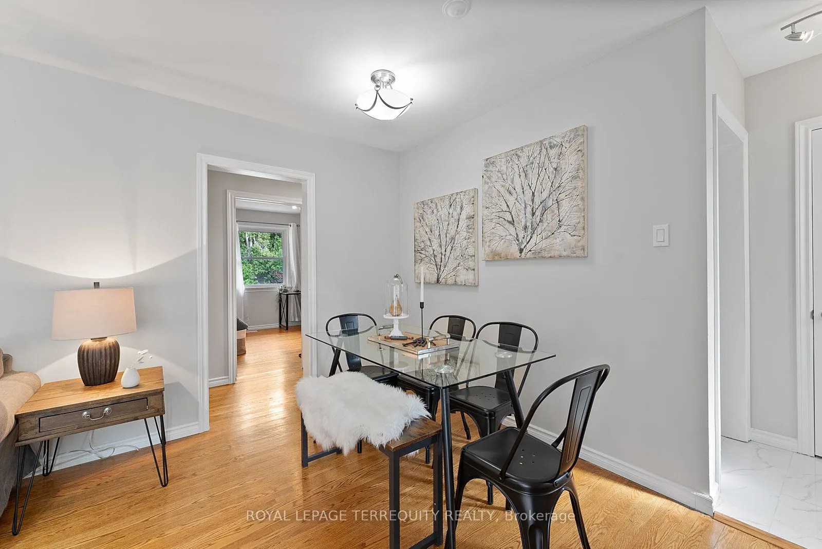 329 Cochrane Street