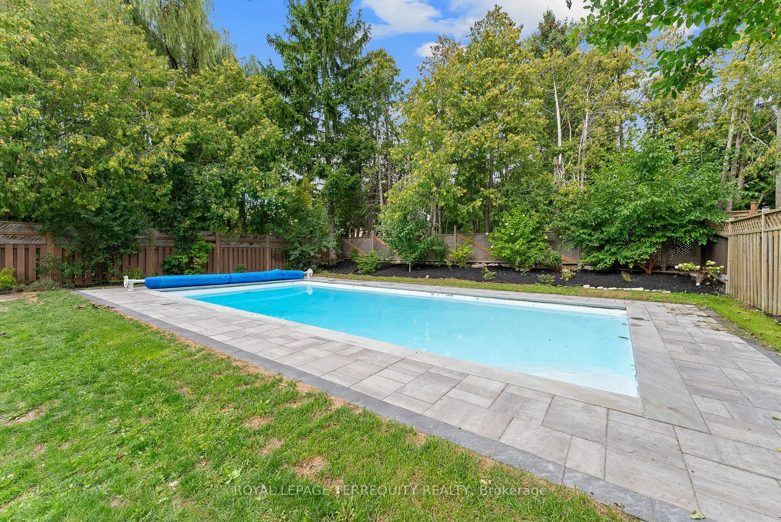 329 Cochrane Street
