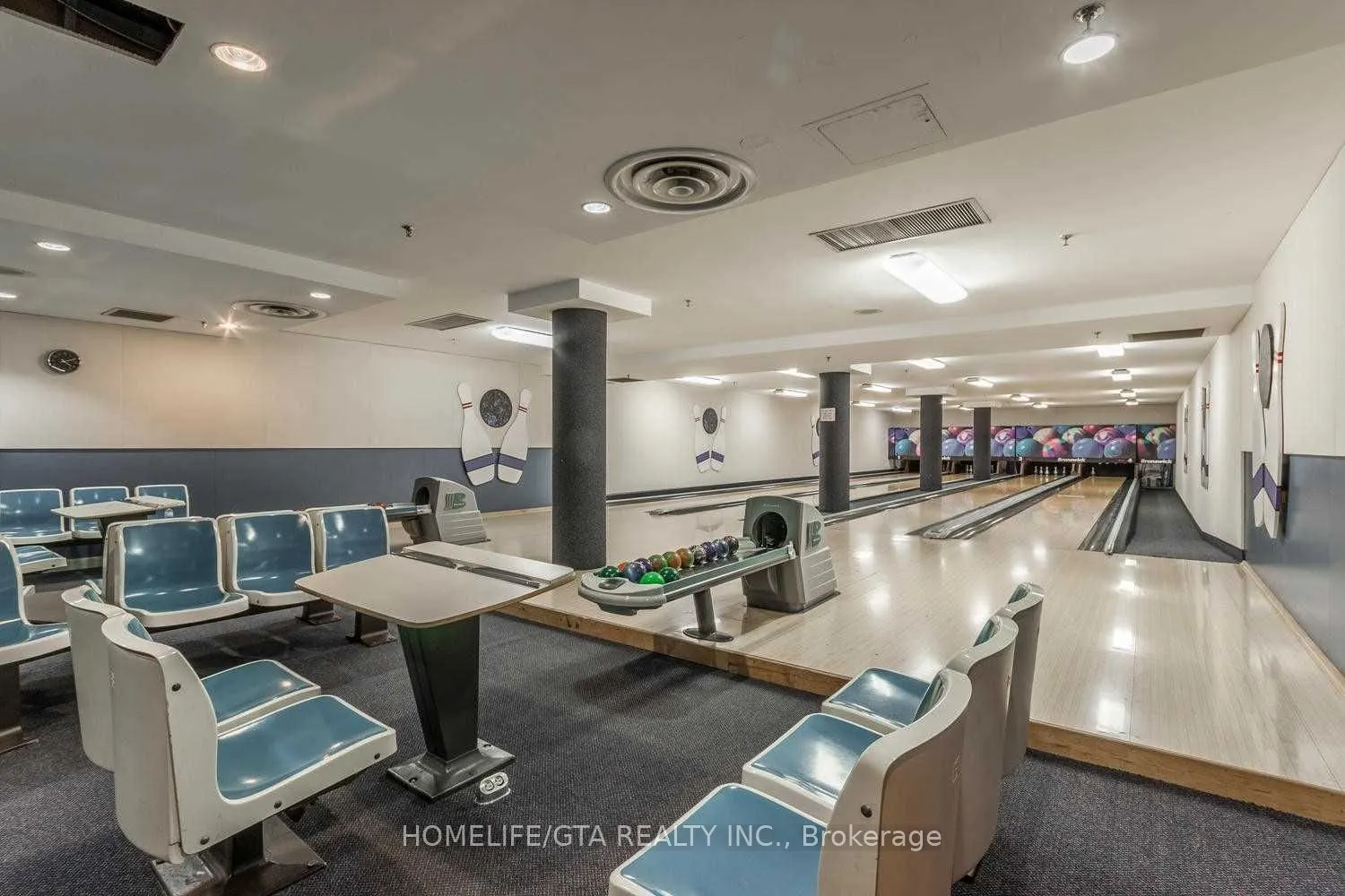 88 Corporate Drive, #2211