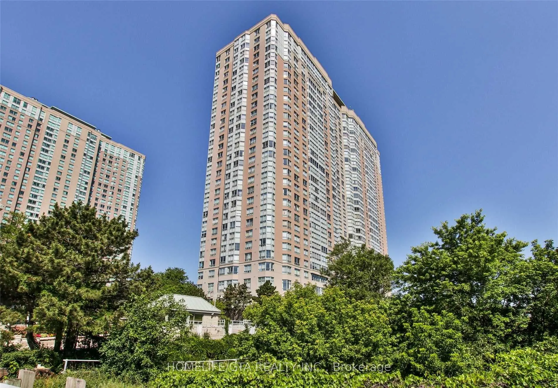 88 Corporate Drive, #2211