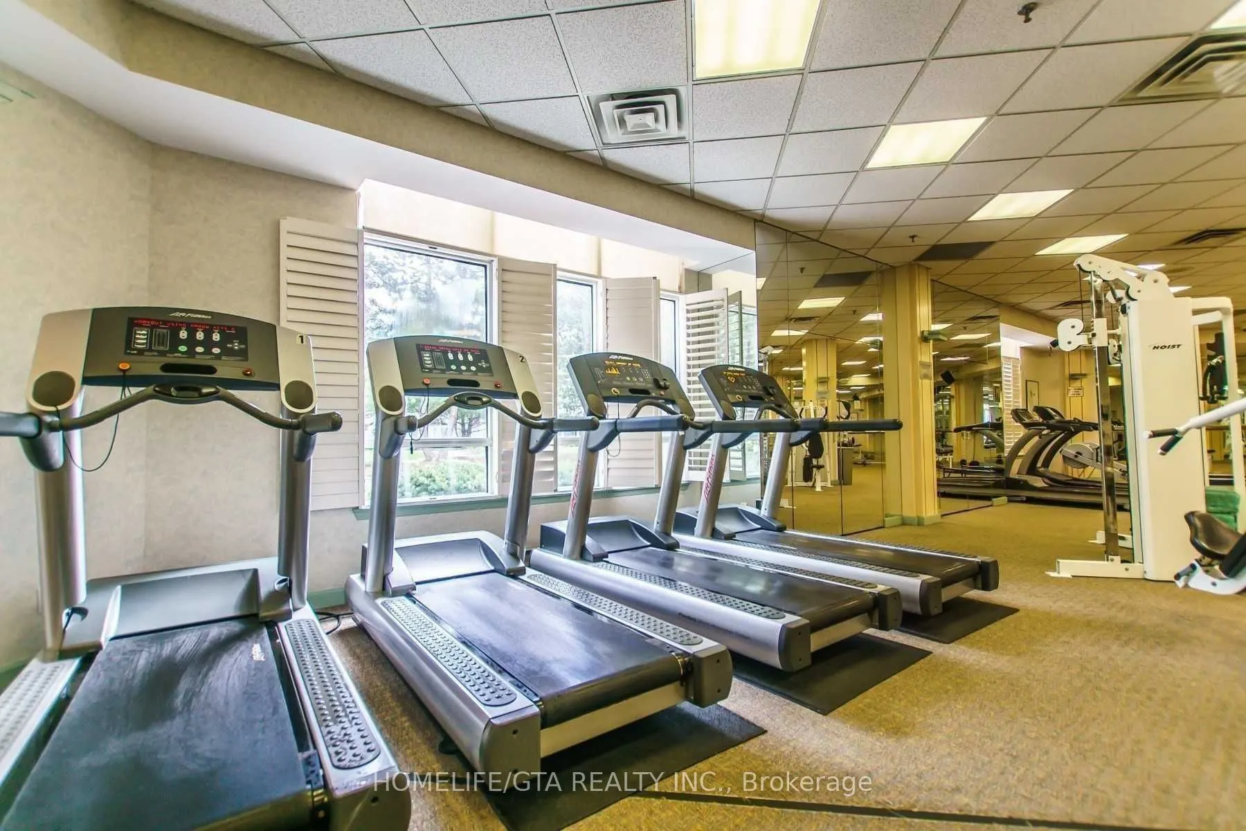 88 Corporate Drive, #2211