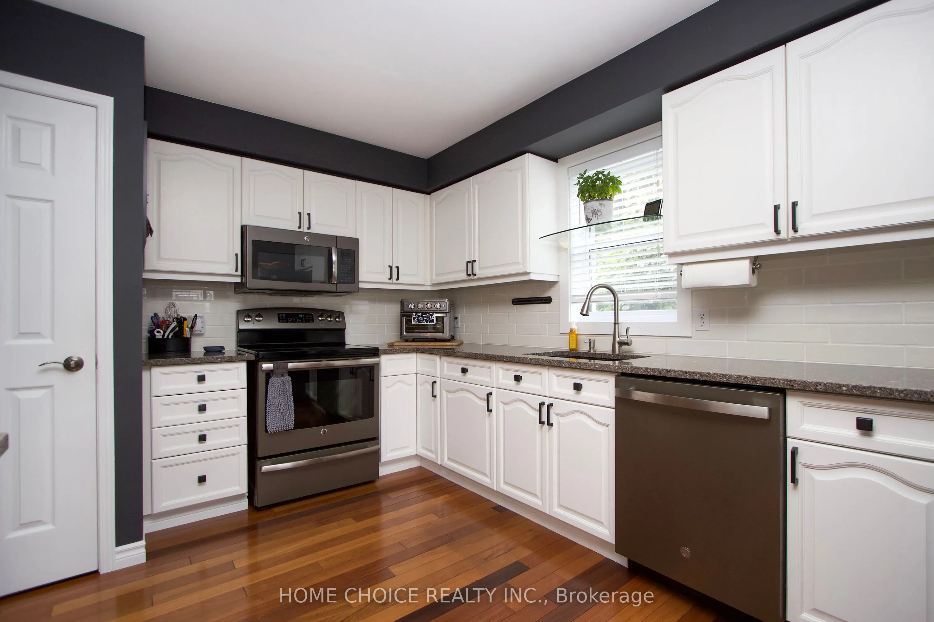 29 Cornerbrook Court