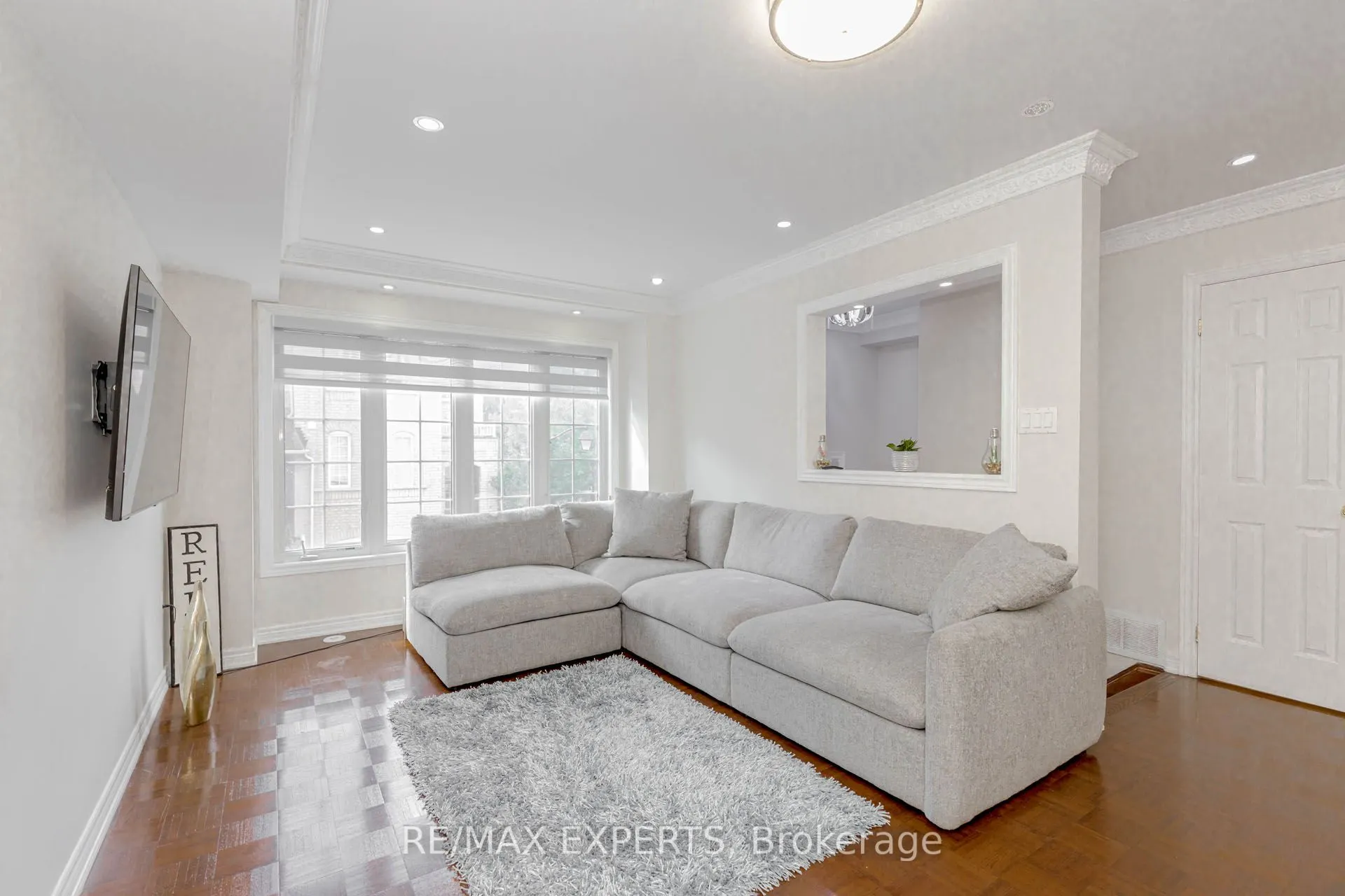 24 Ignatius Lane