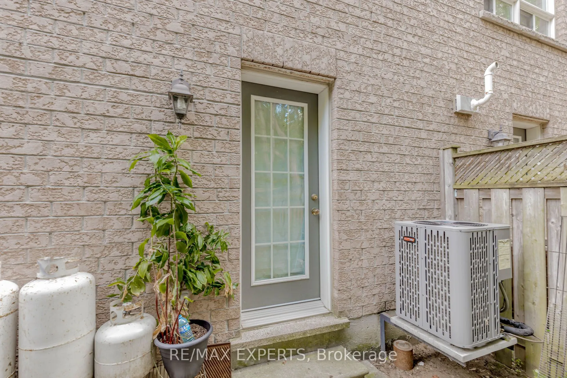 24 Ignatius Lane