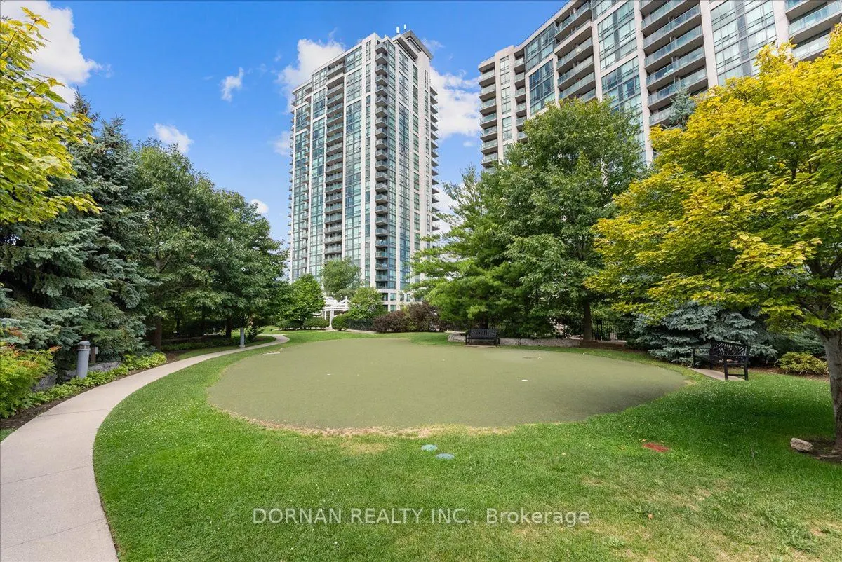 88 Grangeway Avenue, #305
