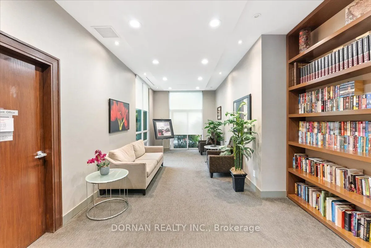 88 Grangeway Avenue, #305