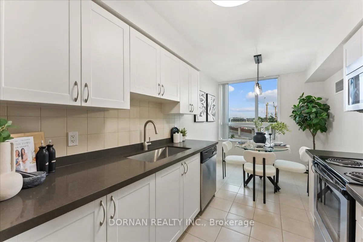 88 Grangeway Avenue, #305