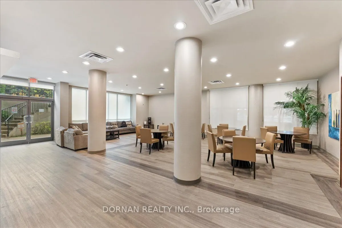 88 Grangeway Avenue, #305