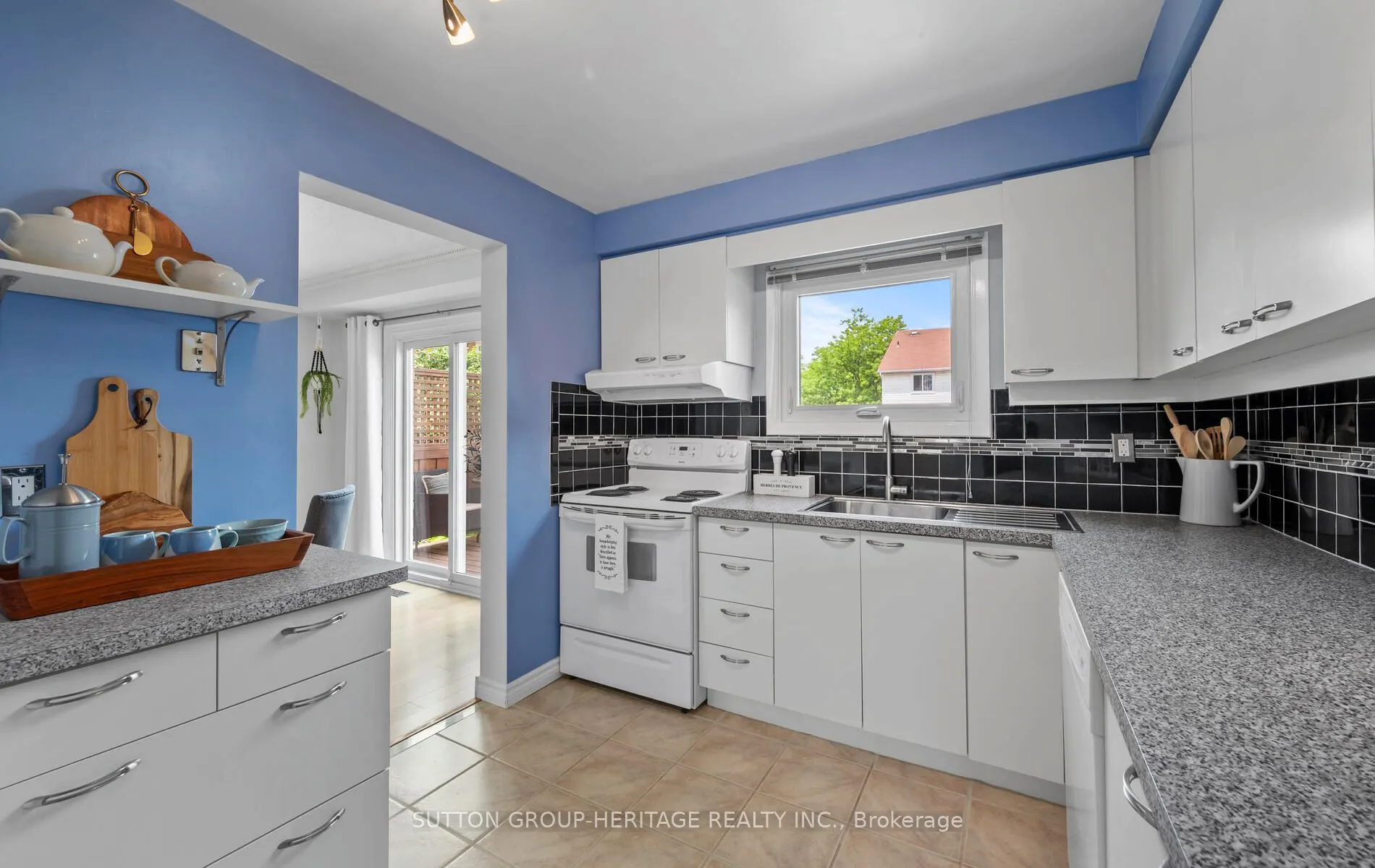 61 Kipling Crescent