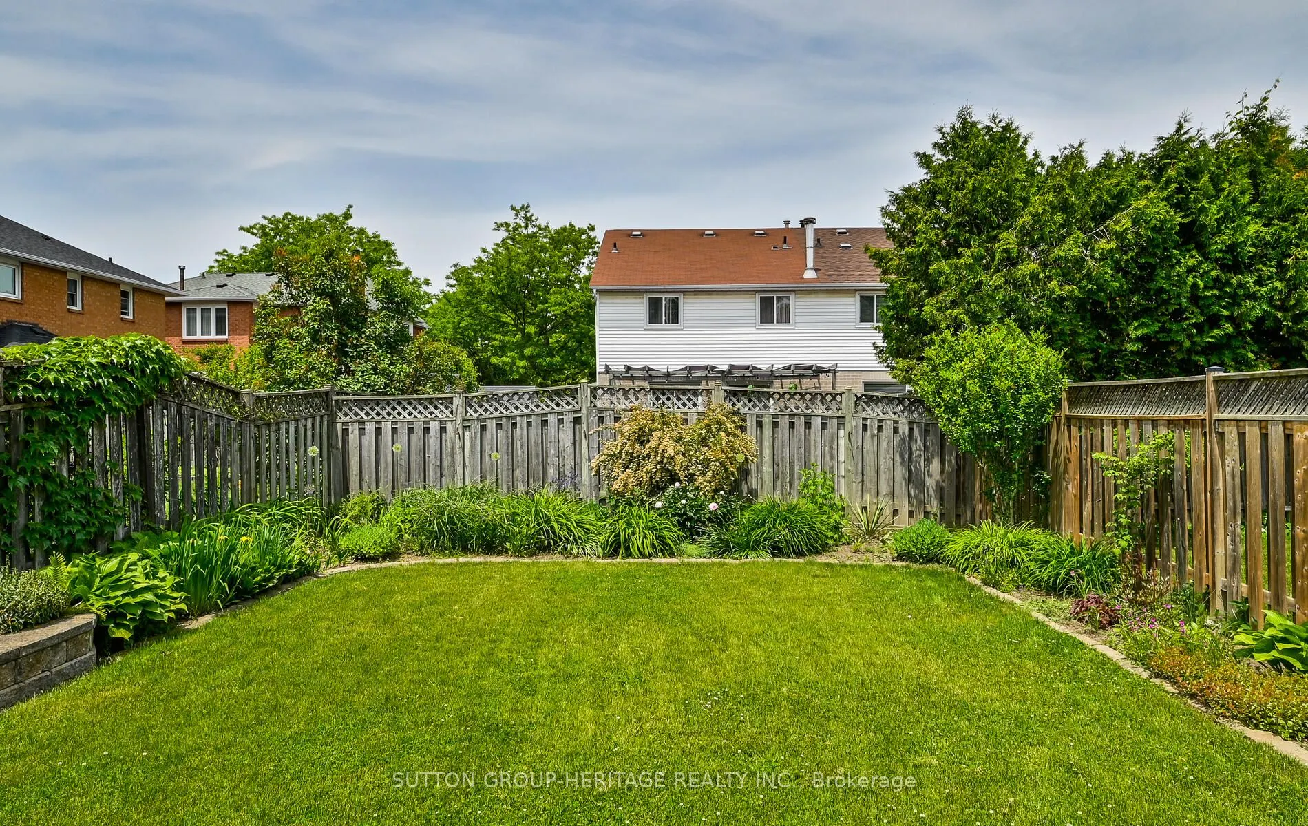 61 Kipling Crescent