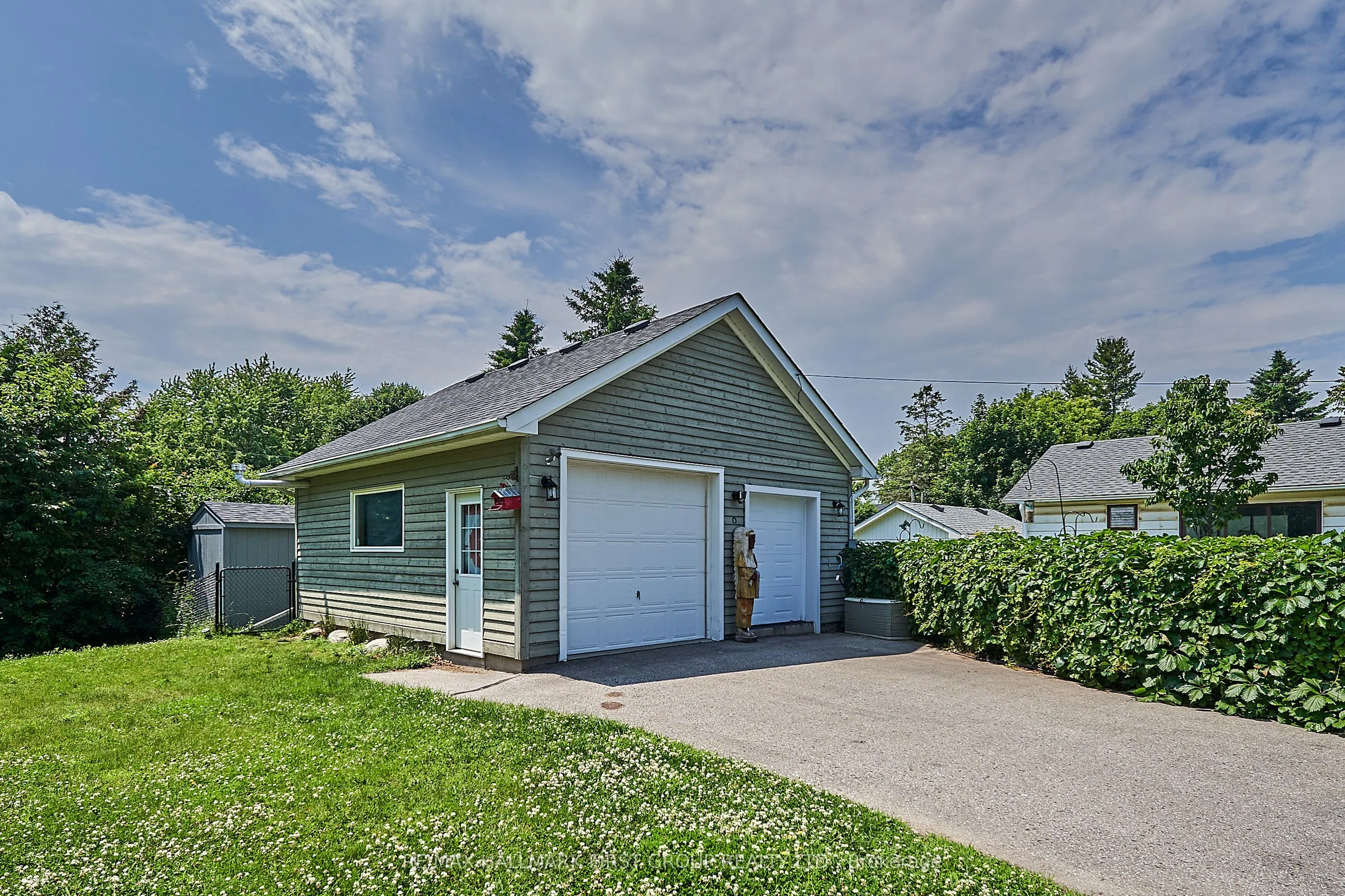 3092 Courtice Road