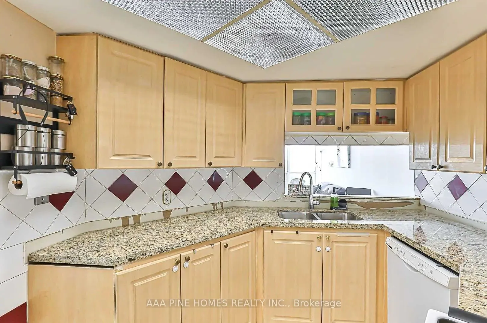 2550 Lawrence Avenue E, ##1111
