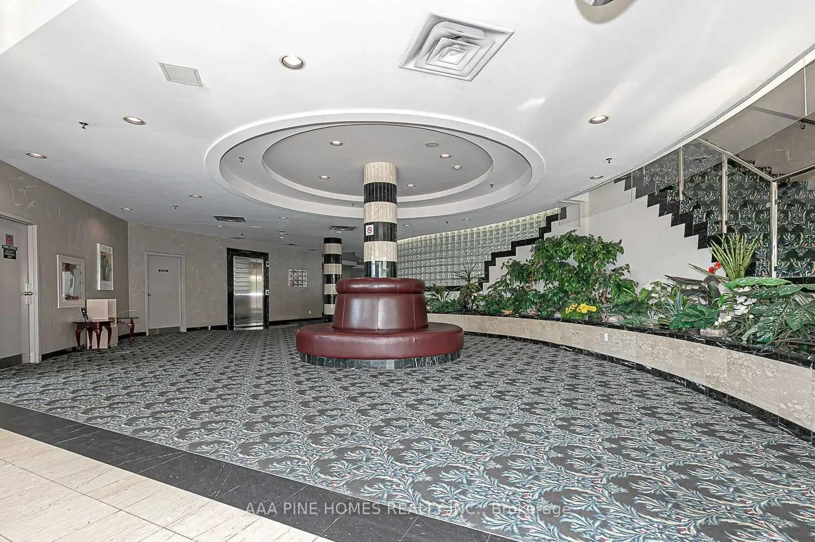 2550 Lawrence Avenue E, ##1111