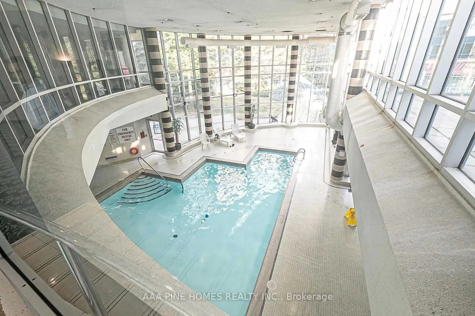 2550 Lawrence Avenue E, ##1111