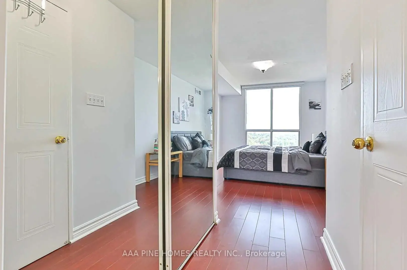 2550 Lawrence Avenue E, ##1111