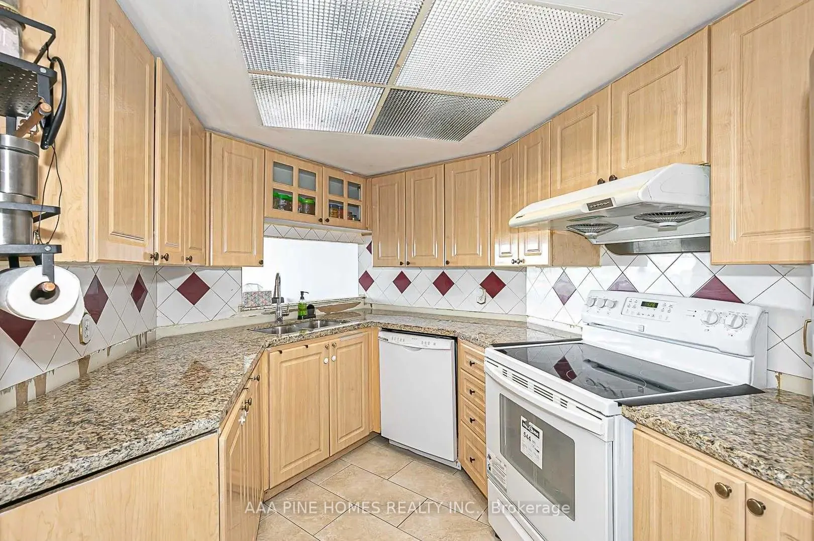 2550 Lawrence Avenue E, ##1111