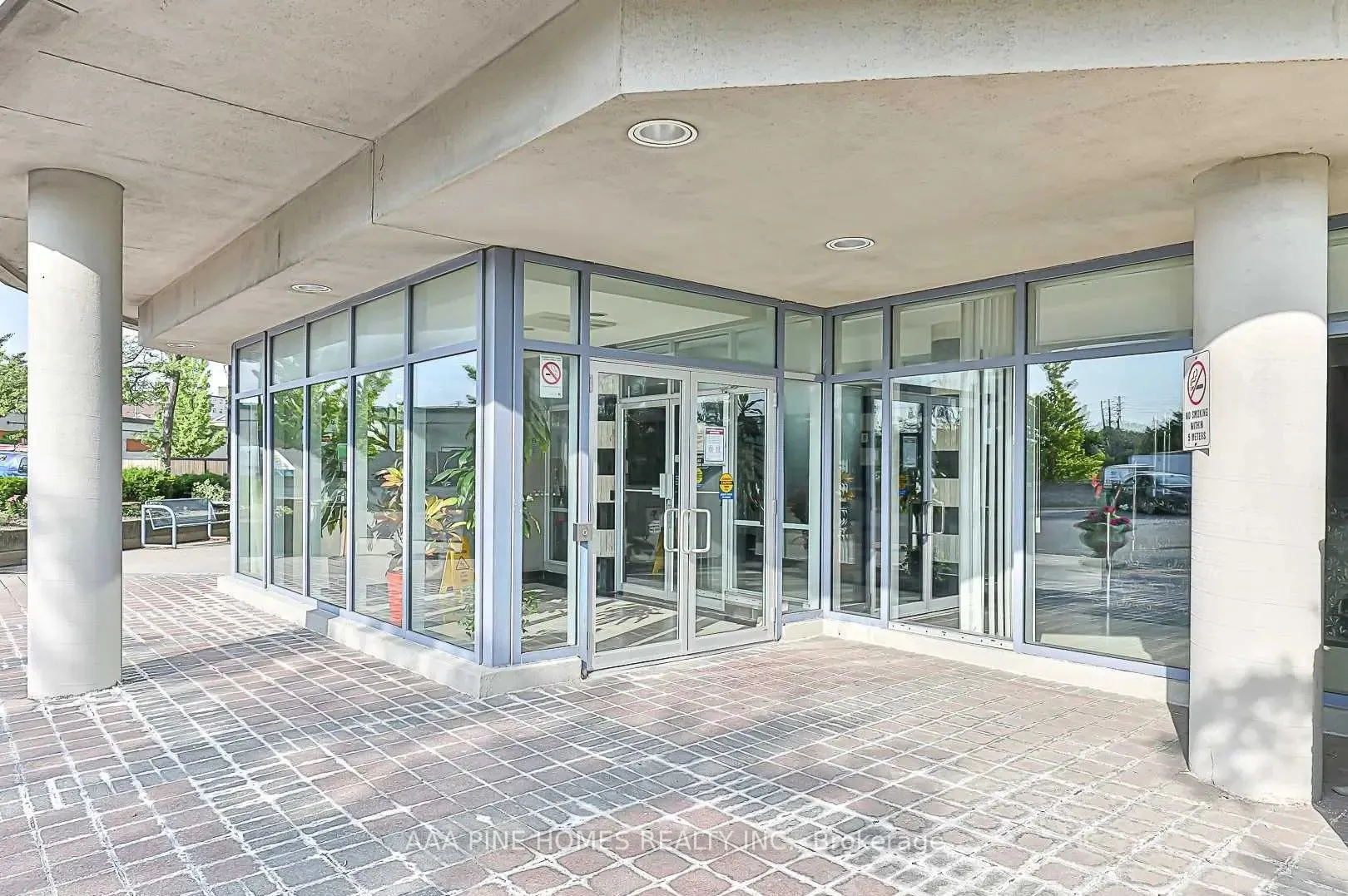 2550 Lawrence Avenue E, ##1111
