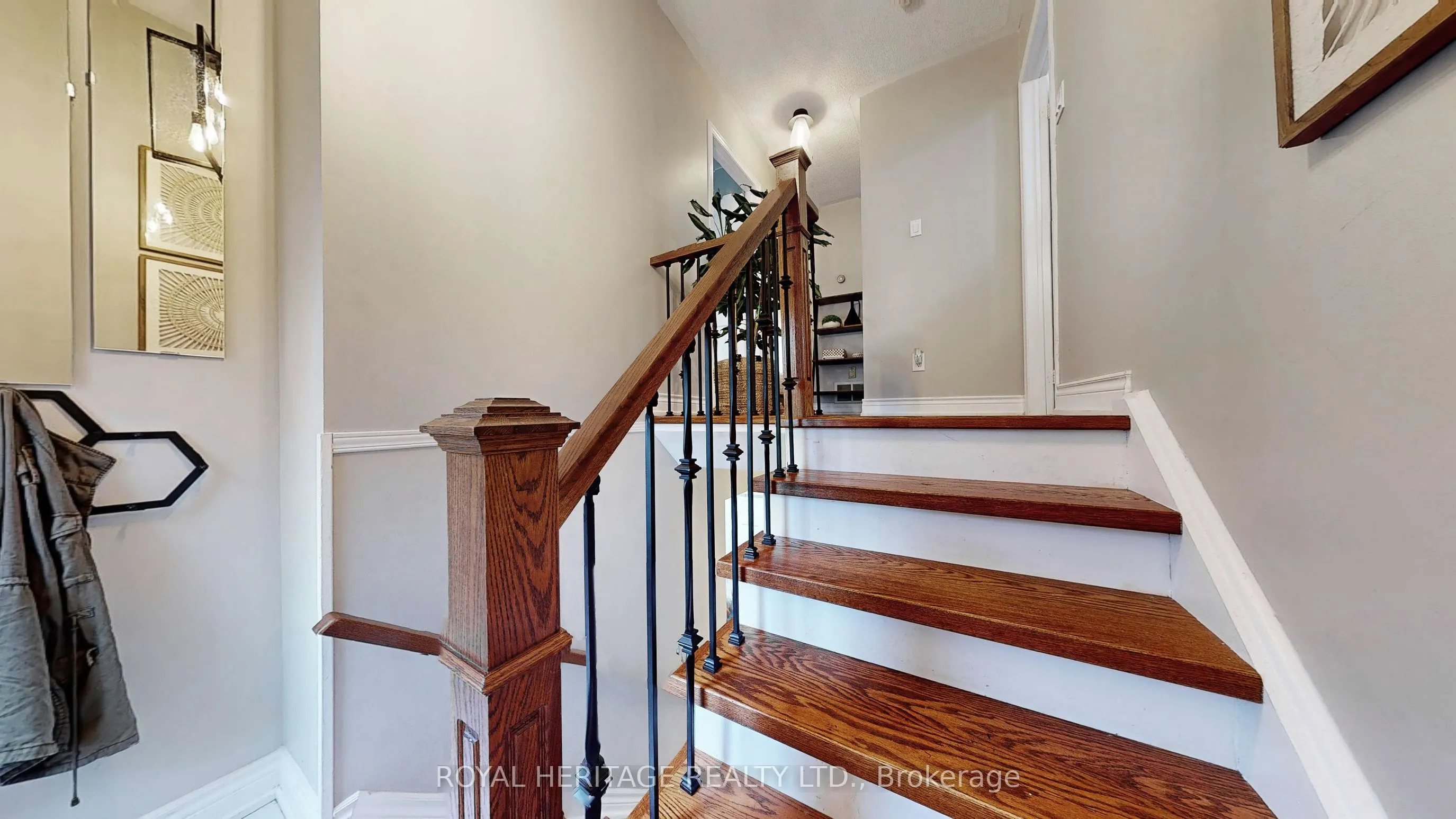 32 Fenwick Avenue