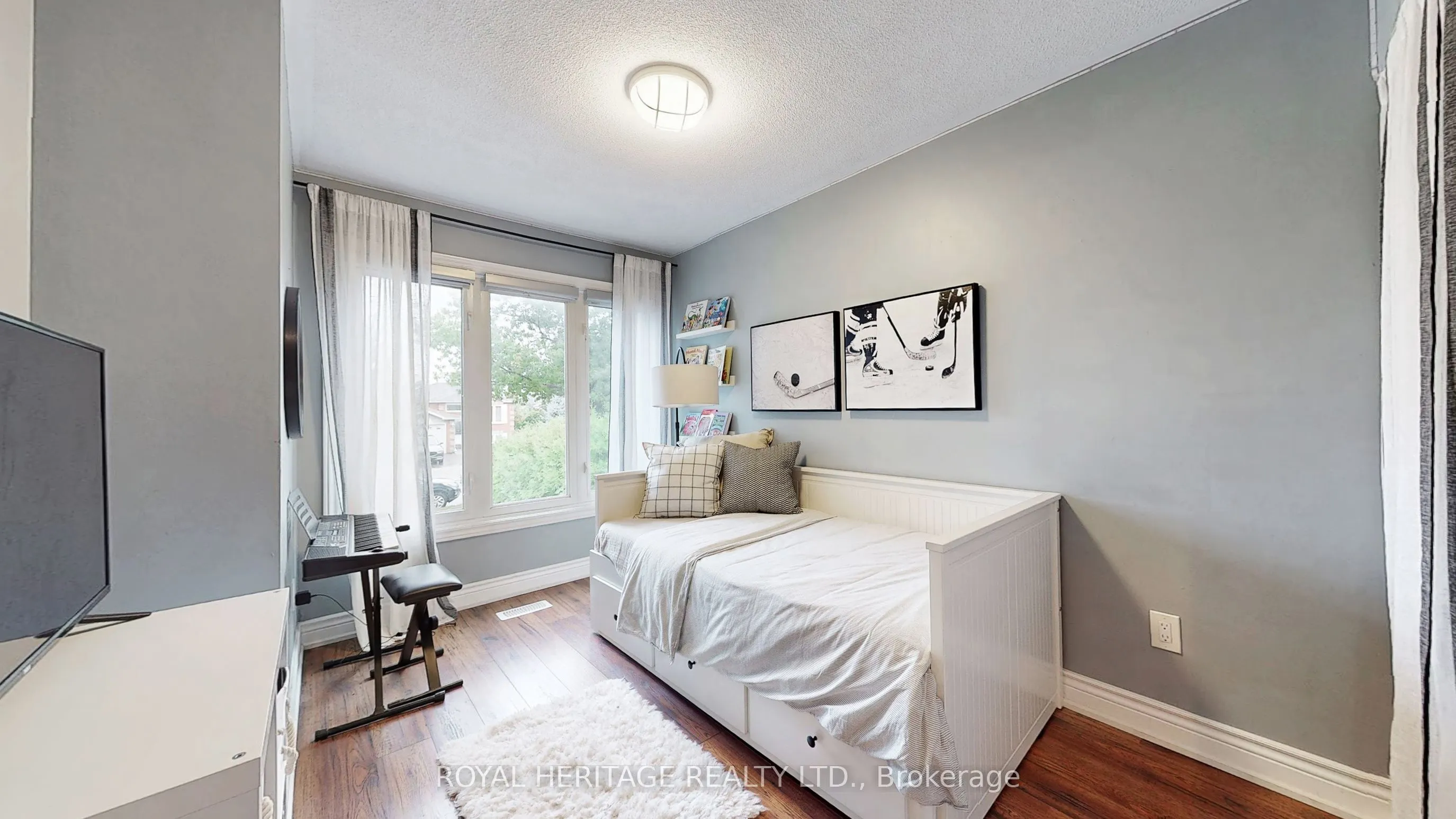 32 Fenwick Avenue